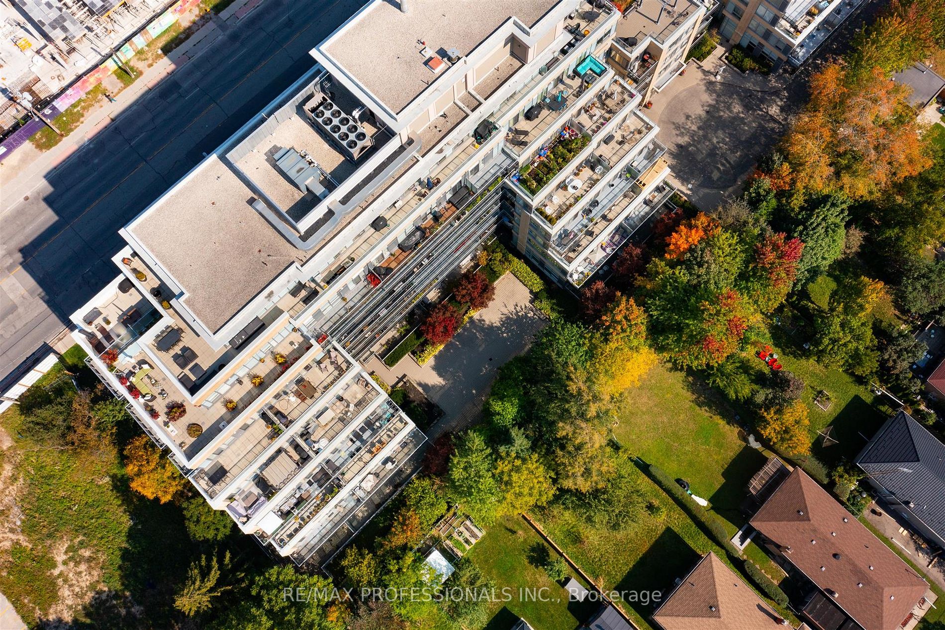 701 Sheppard Ave, #242