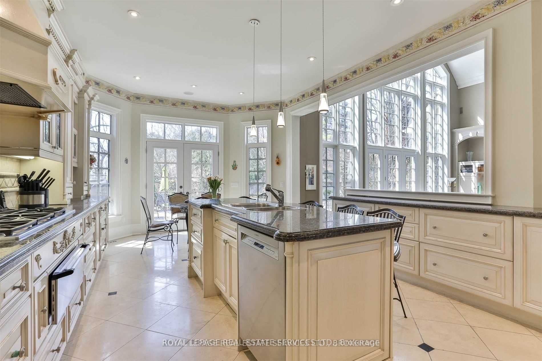 17 Bayview Ridge
