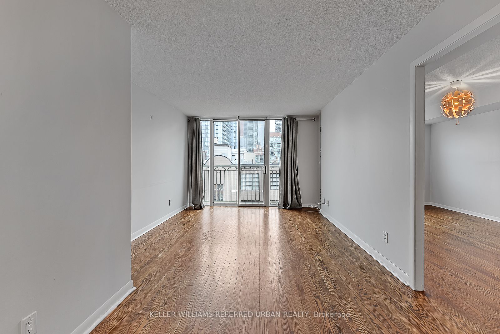 313 Richmond St E, #862