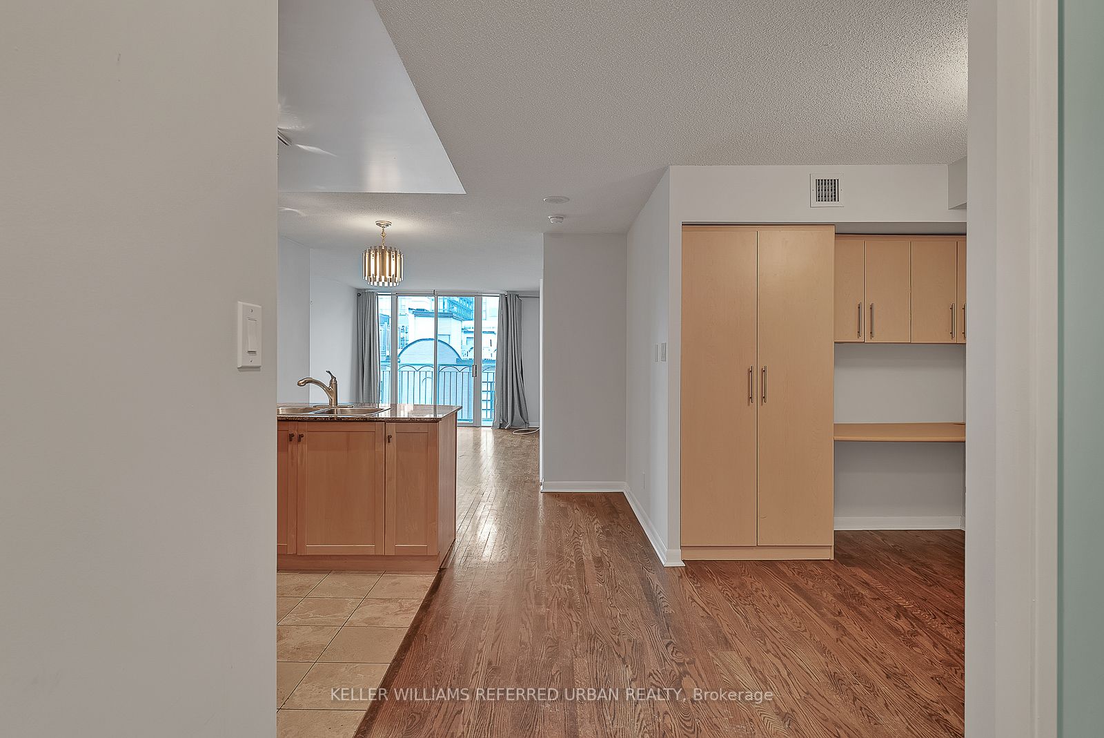 313 Richmond St E, #862