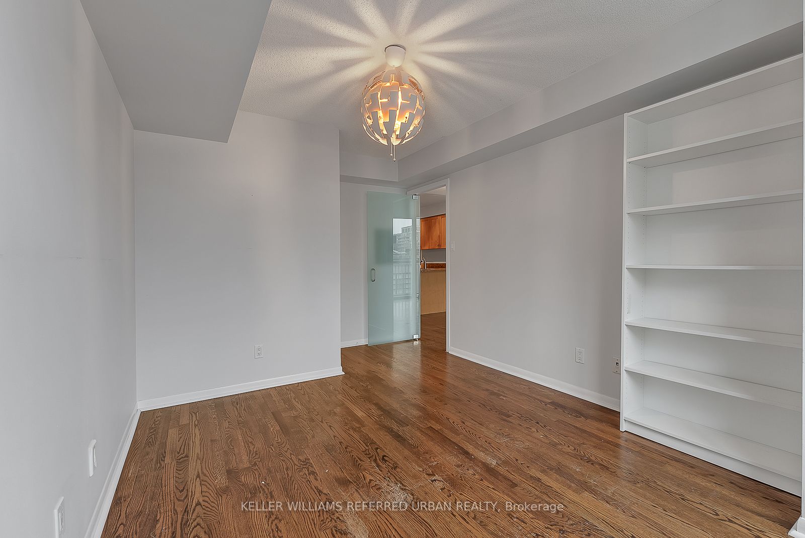 313 Richmond St E, #862