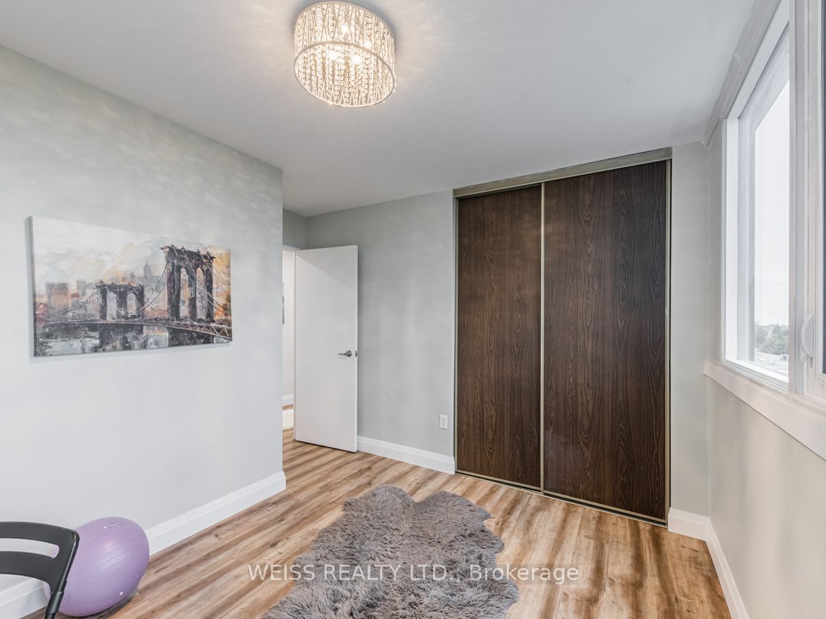 150 Neptune Dr, #606