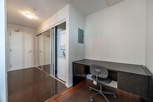 38 Grenville Street, #3207