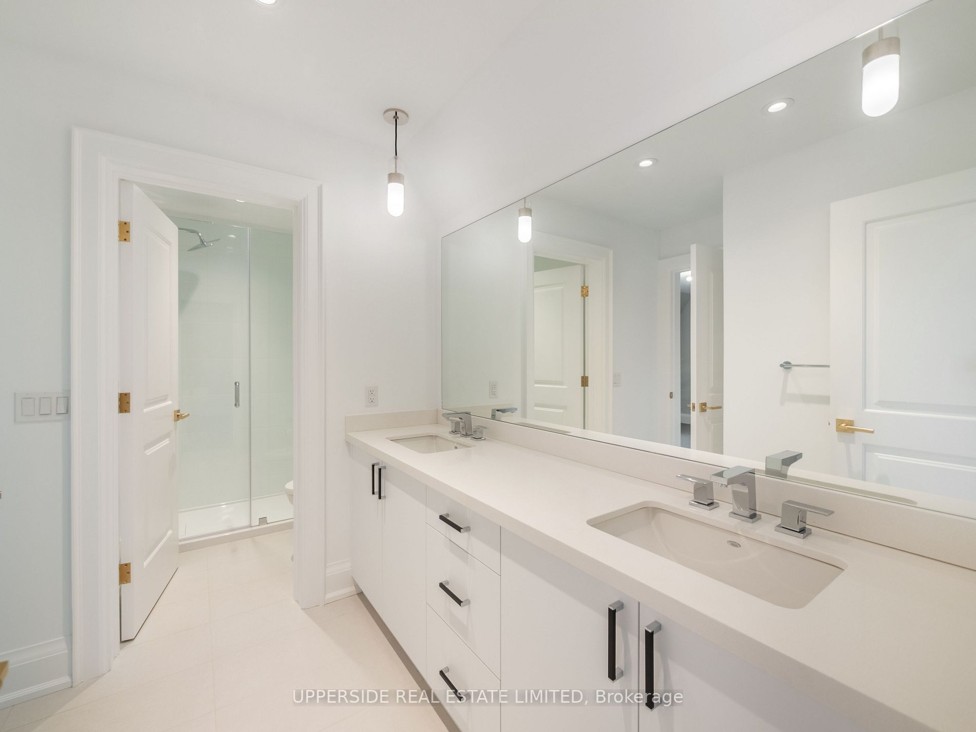 102 Frontenac Ave