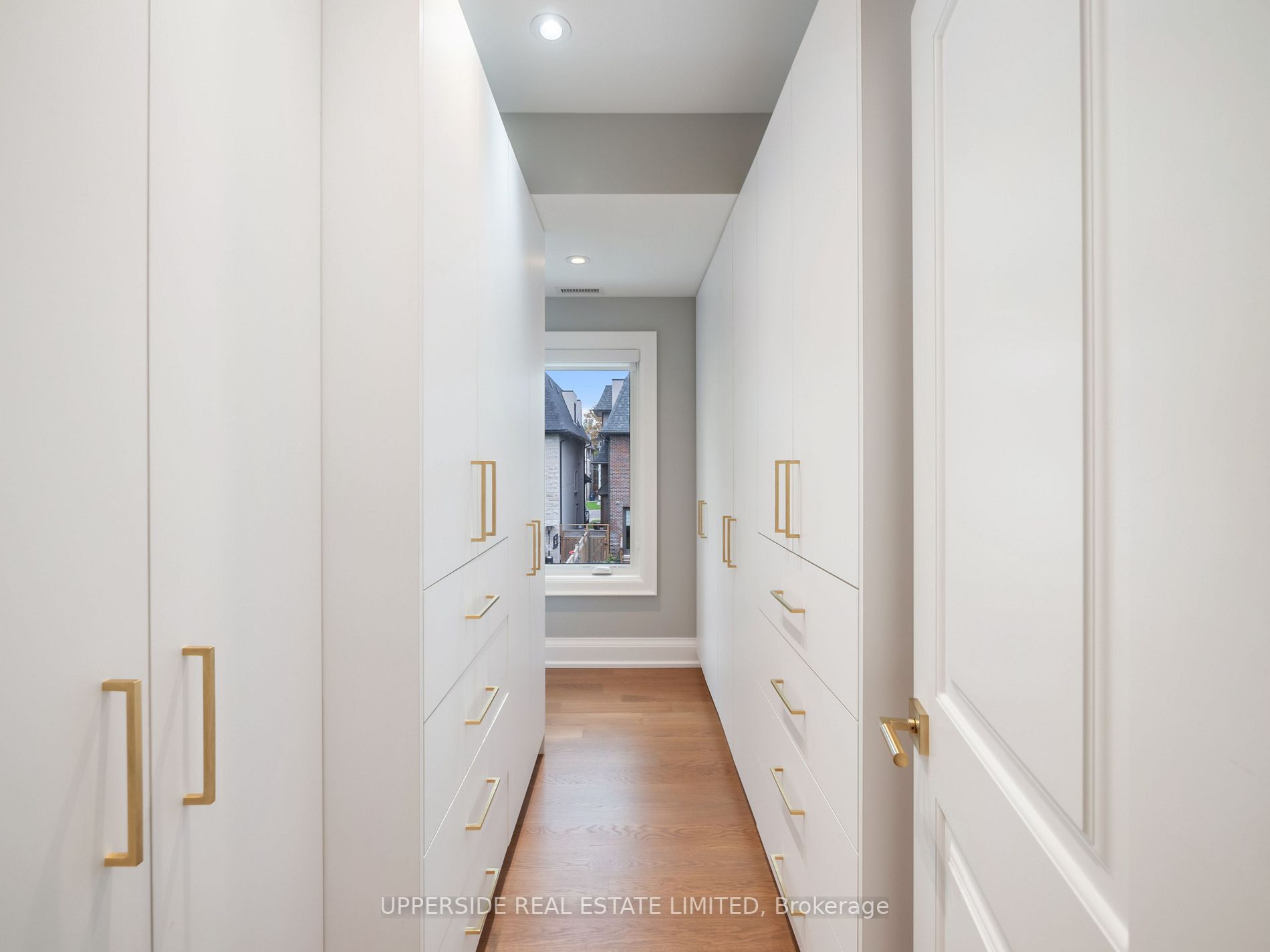 102 Frontenac Ave