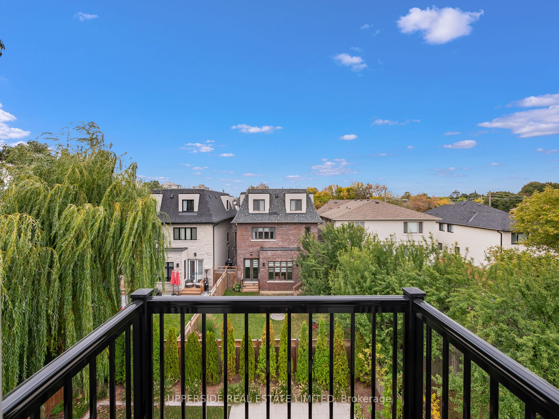 102 Frontenac Ave