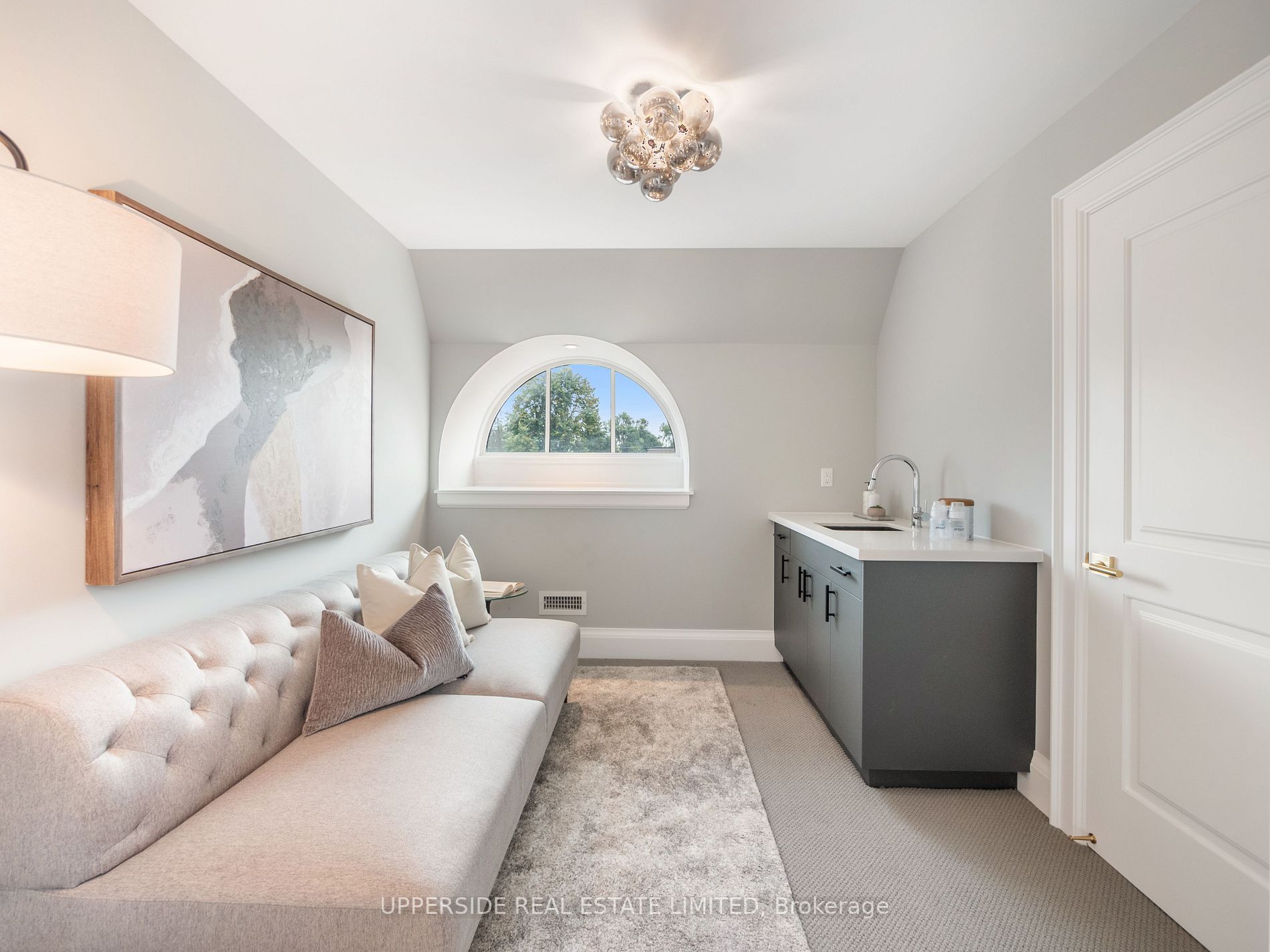 102 Frontenac Ave