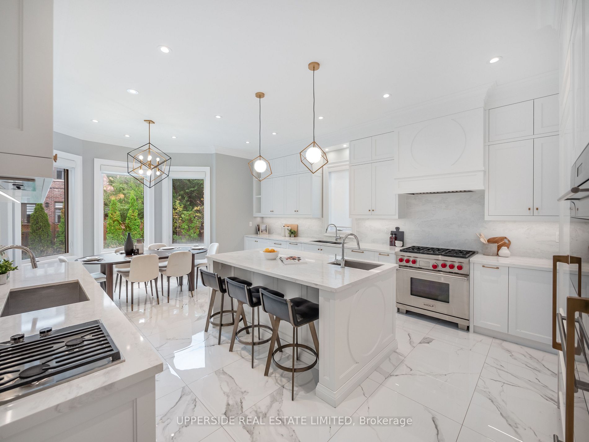 102 Frontenac Ave