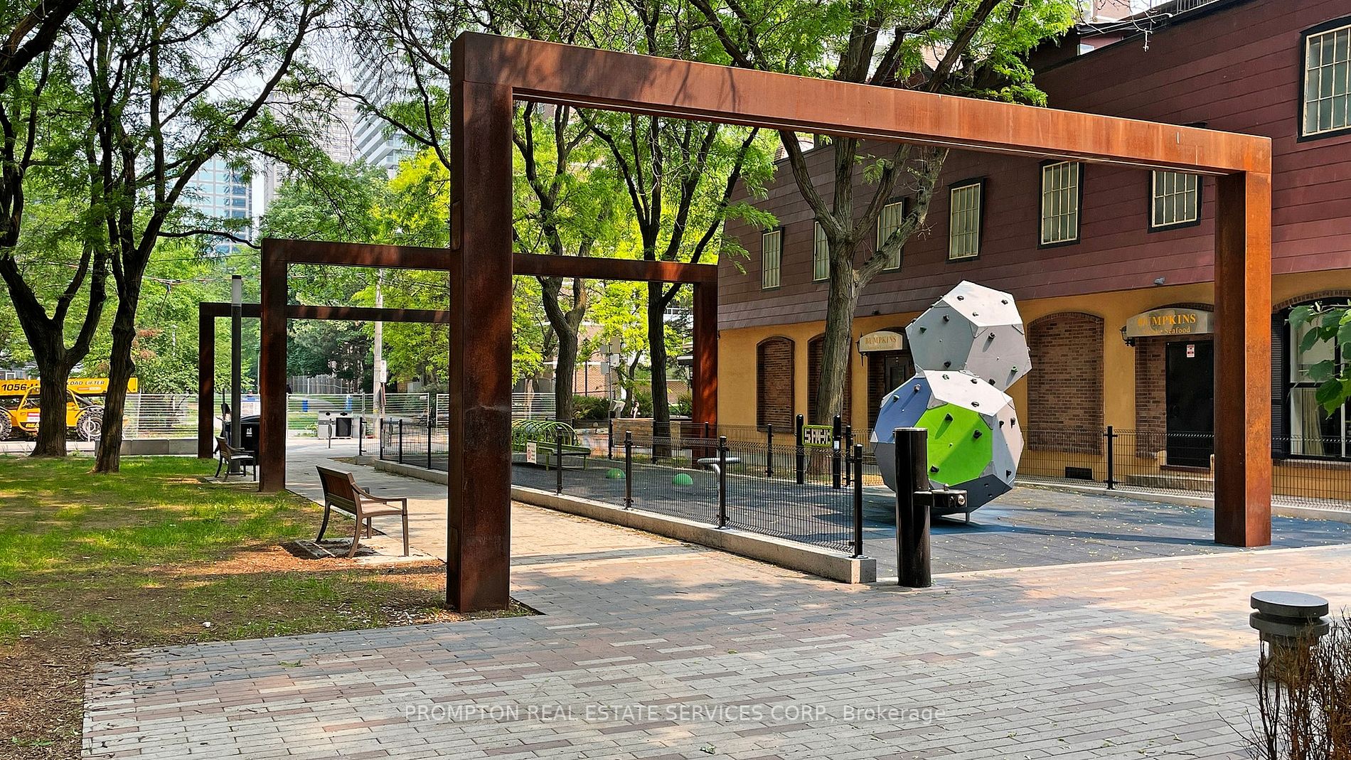 3 Gloucester St, #4106