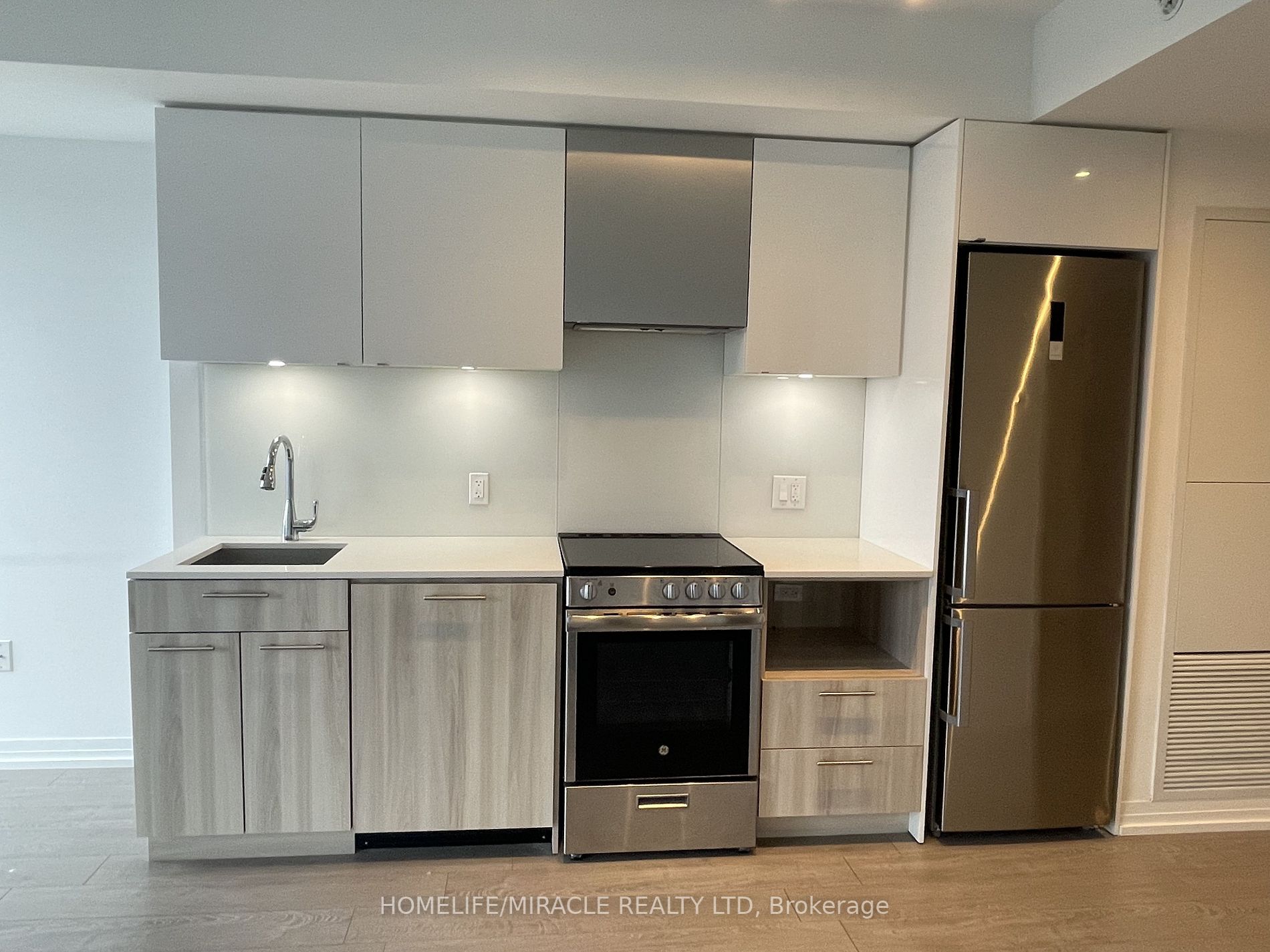 251 Jarvis St, #4711