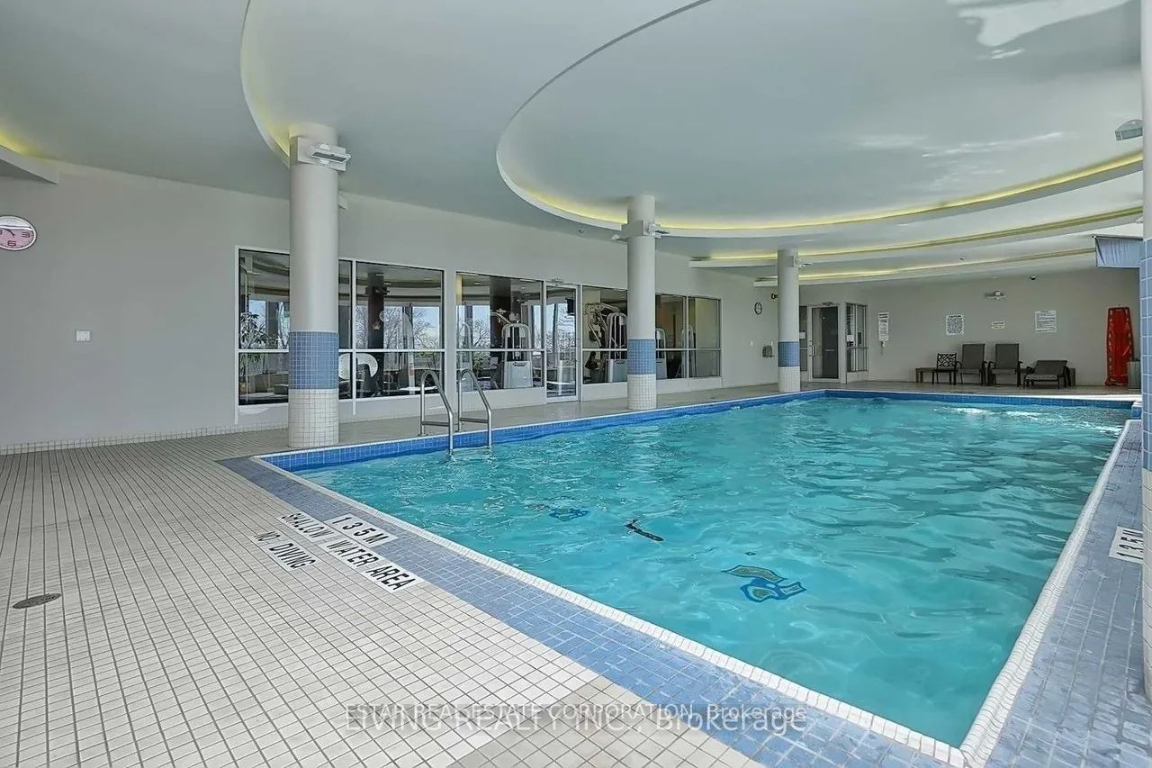 3 Rean Dr, #1106