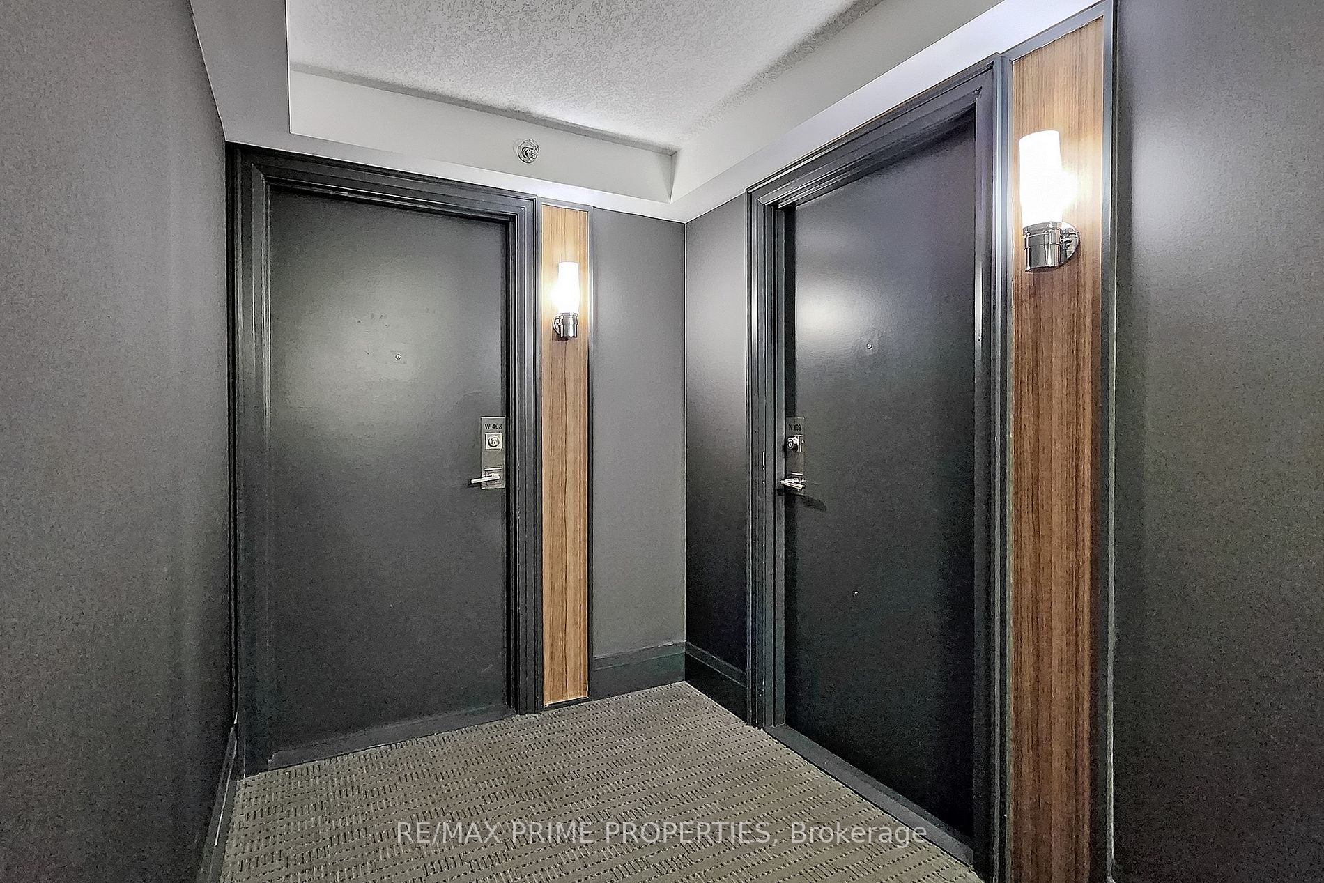 565 Wilson Ave, #W408