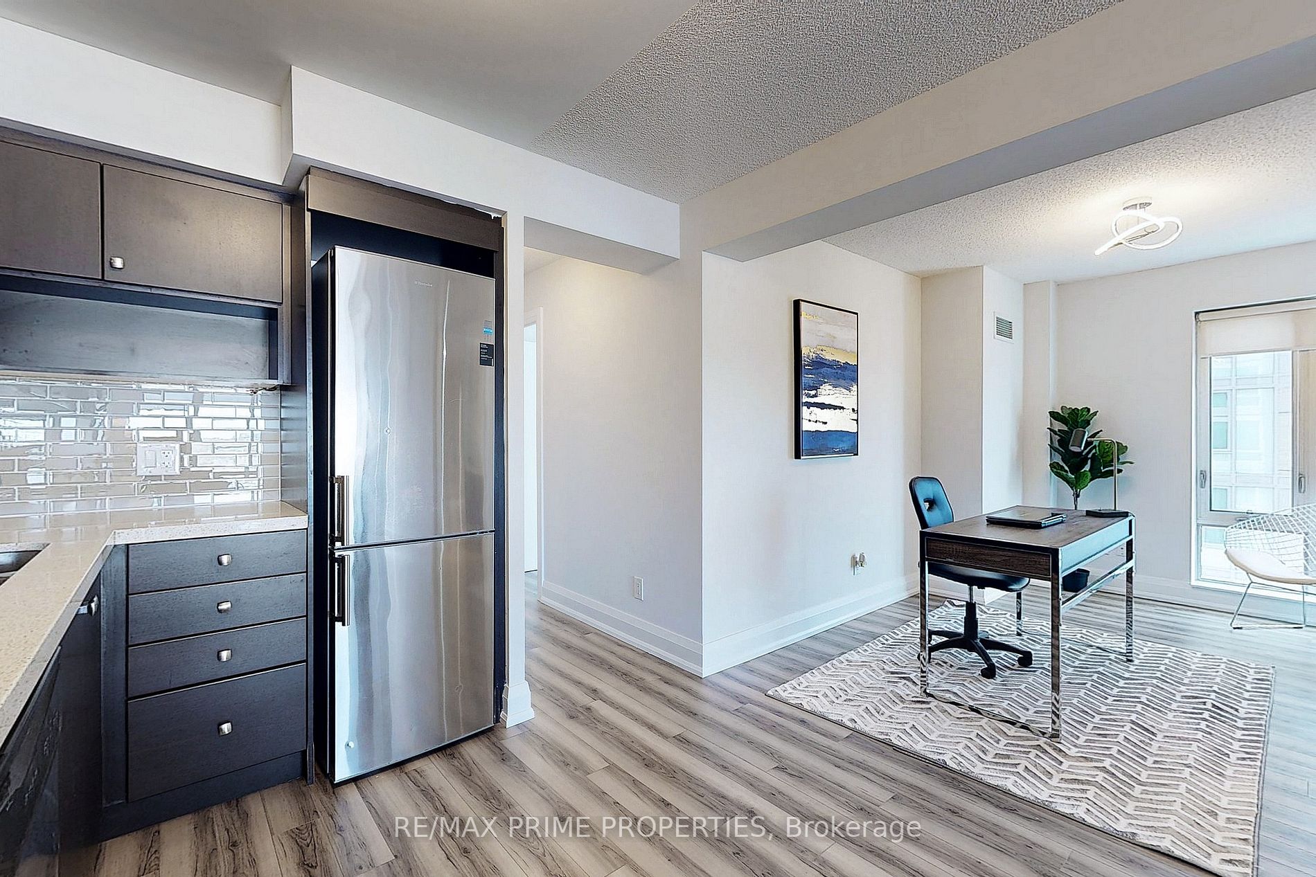 565 Wilson Ave, #W408