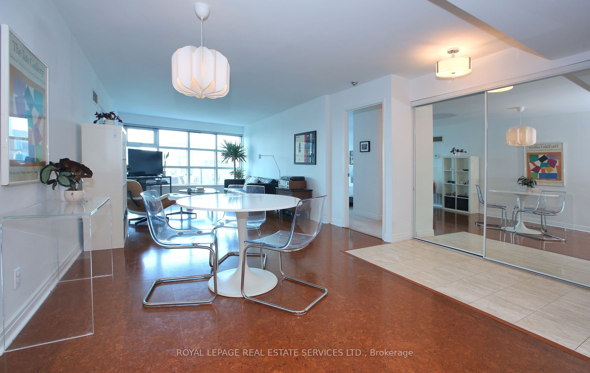 50 Lombard St, #2302