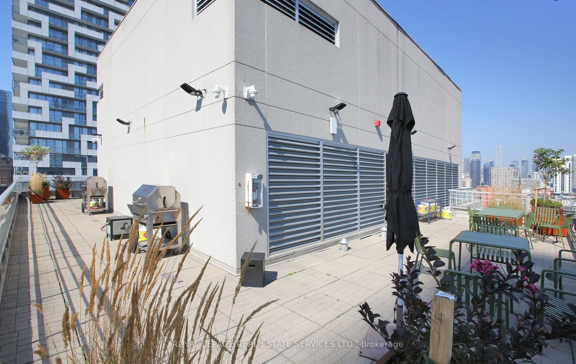 50 Lombard St, #2302