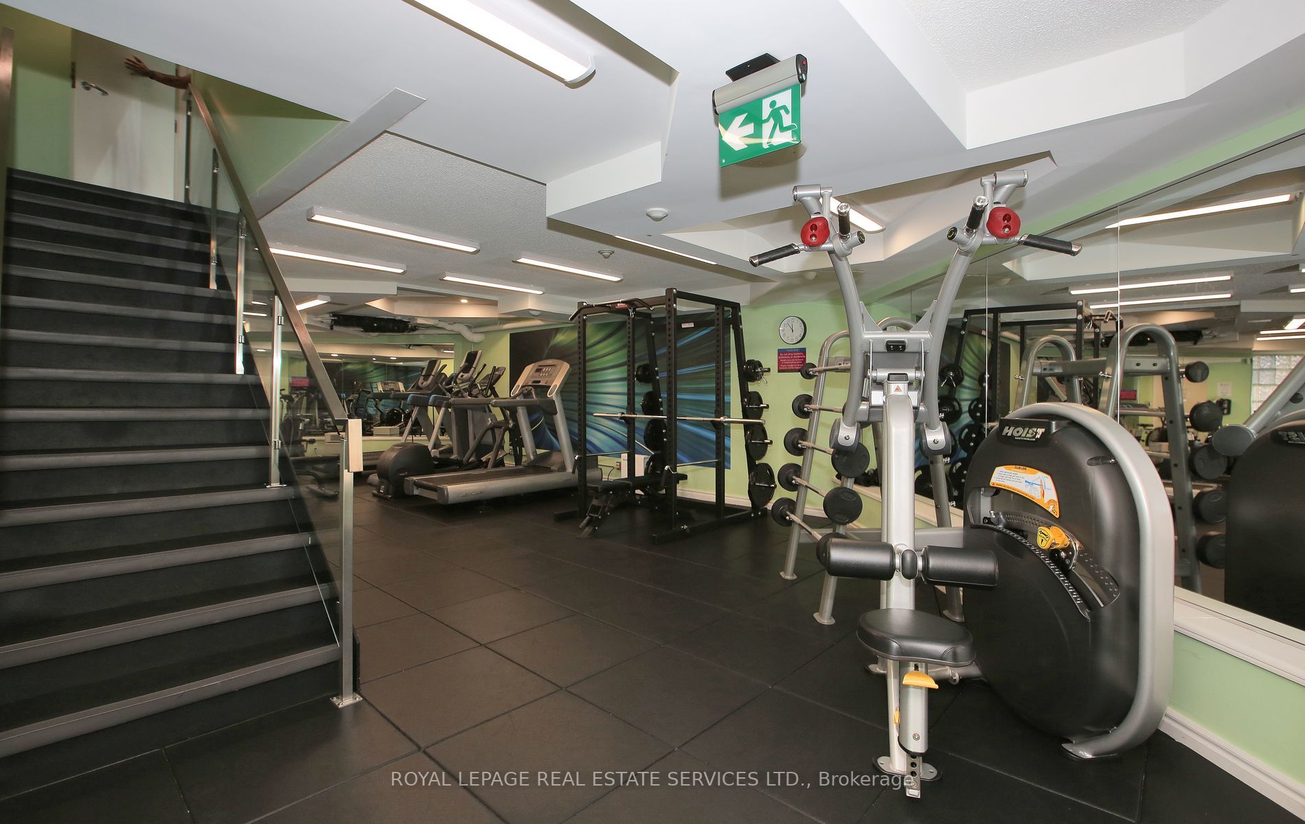 50 Lombard St, #2302