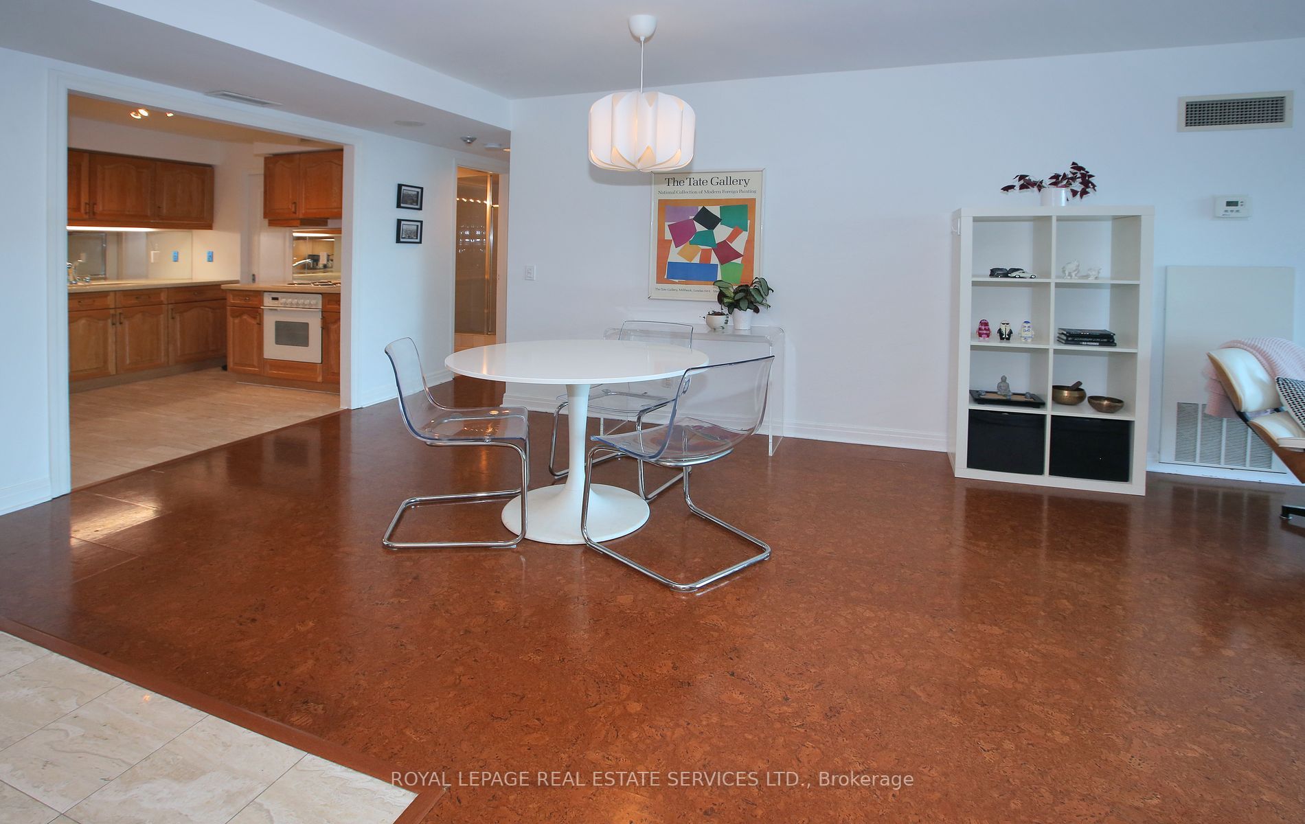 50 Lombard St, #2302