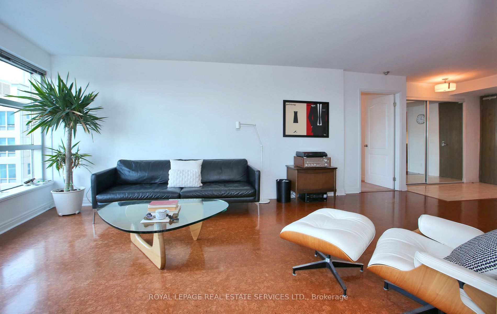 50 Lombard St, #2302
