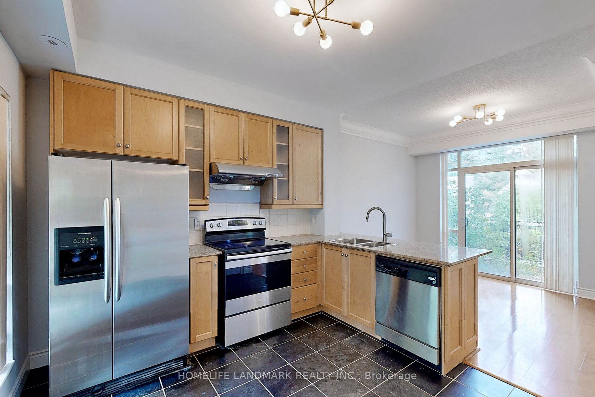 60 Byng Avenue, #TH2