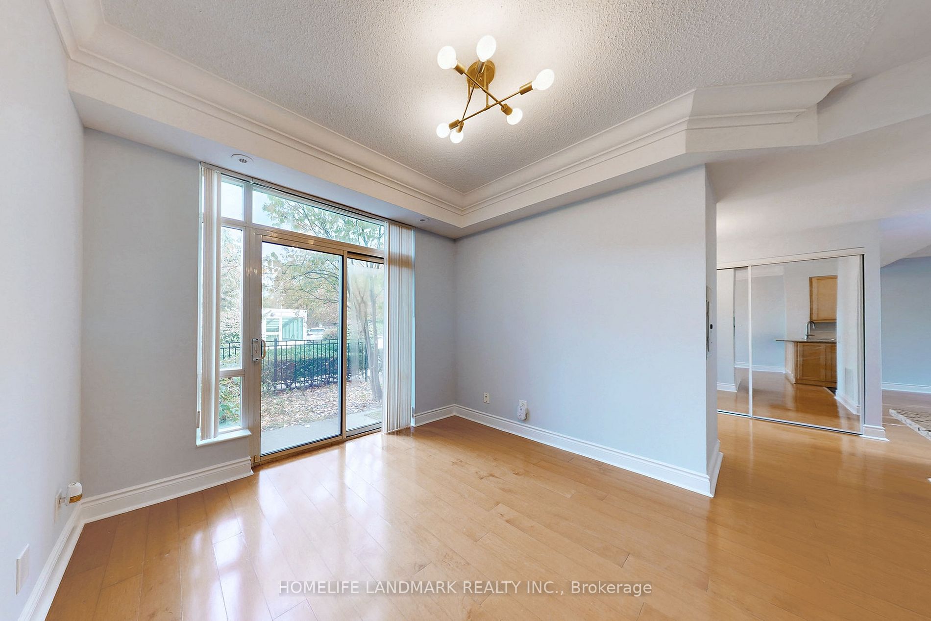 60 Byng Avenue, #TH2