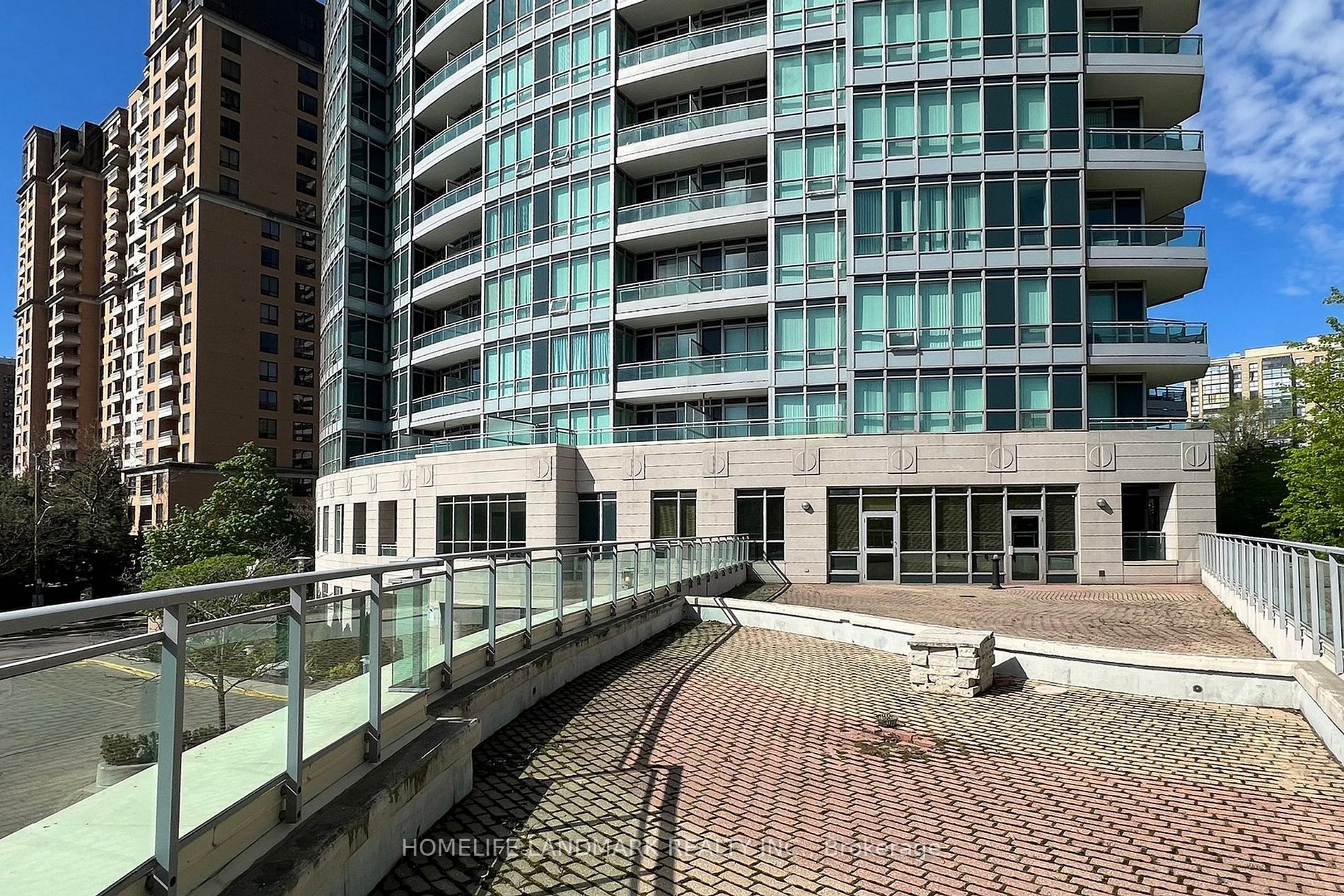60 Byng Avenue, #TH2
