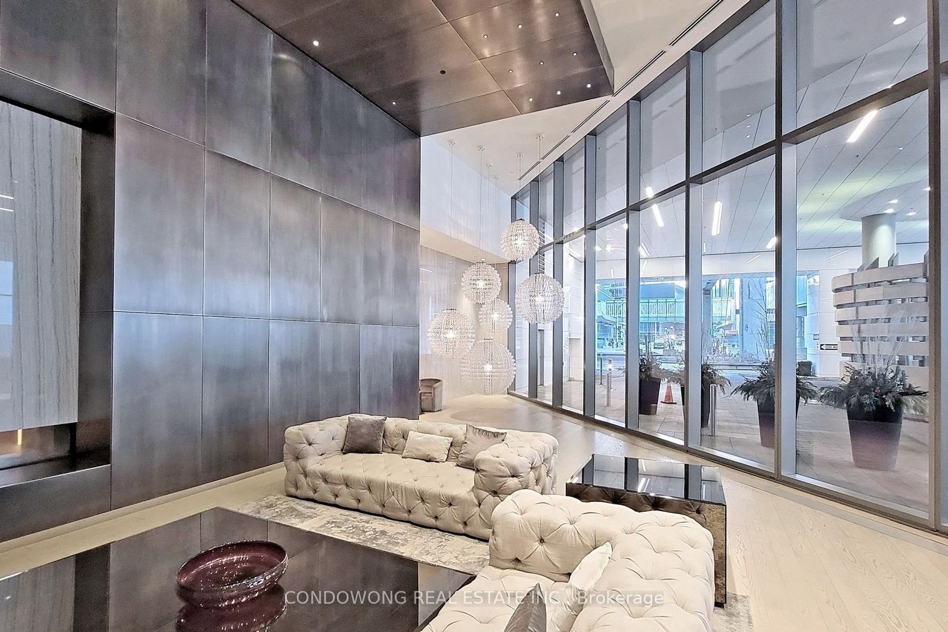 100 Harbour St, #1703