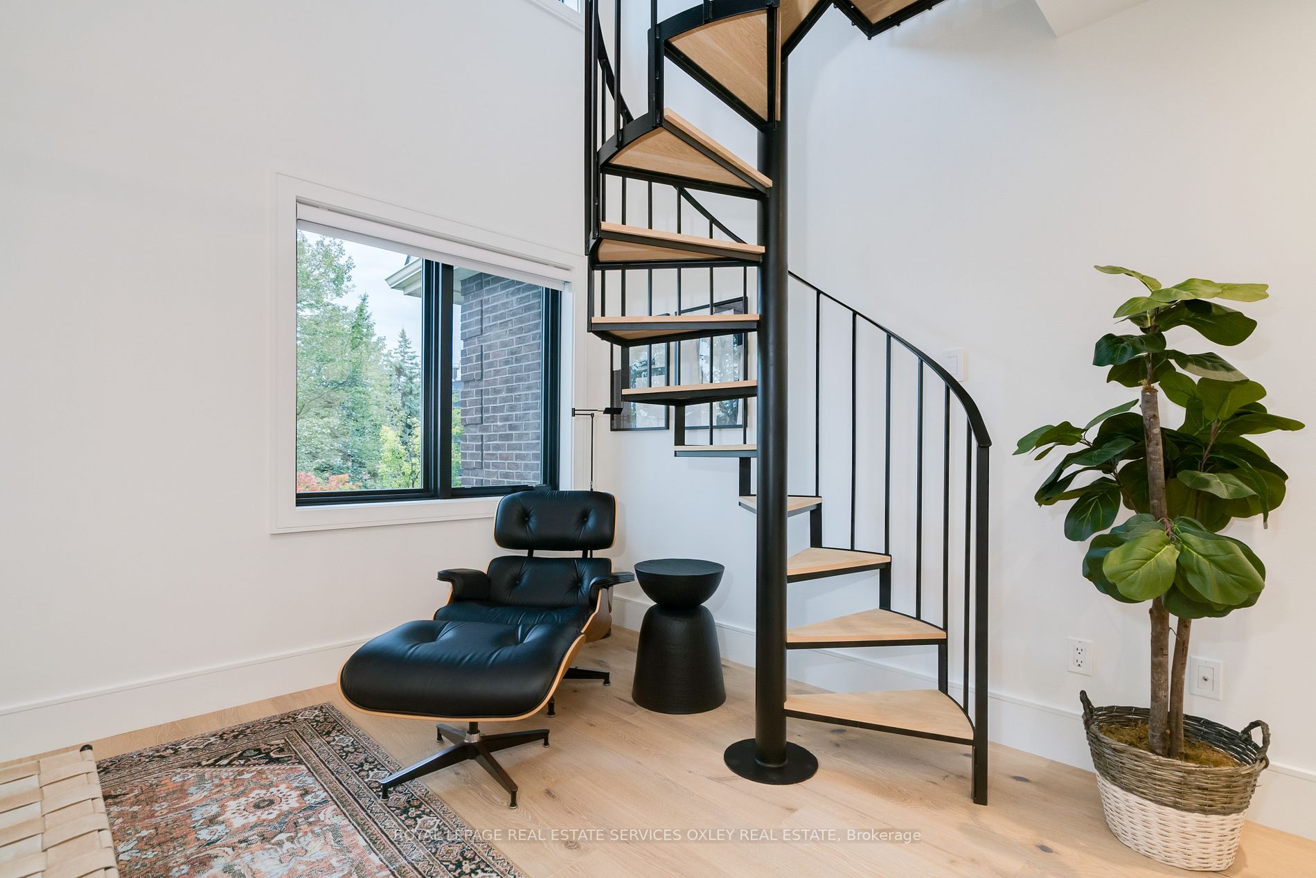 25 Summerhill Ave