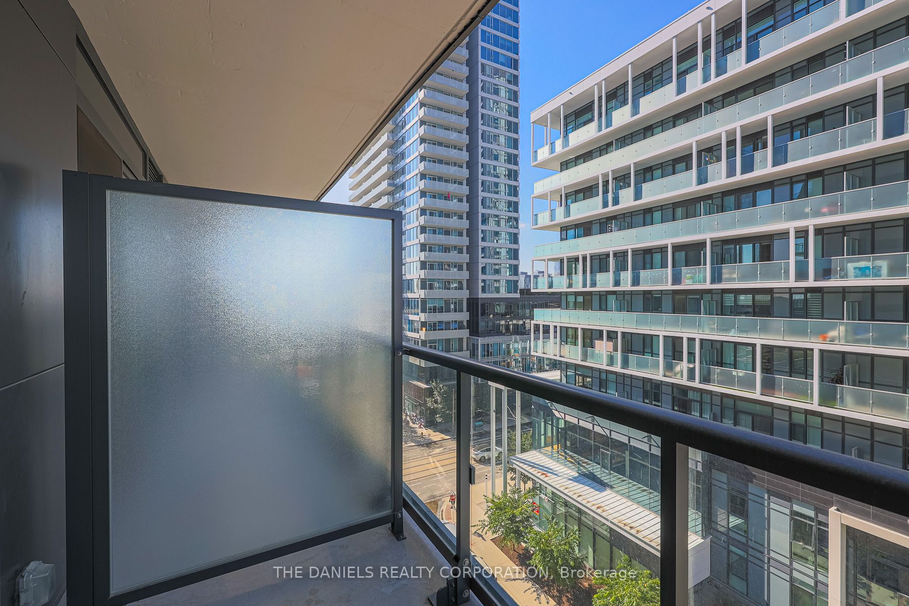 35 Tubman Ave Ave, #616