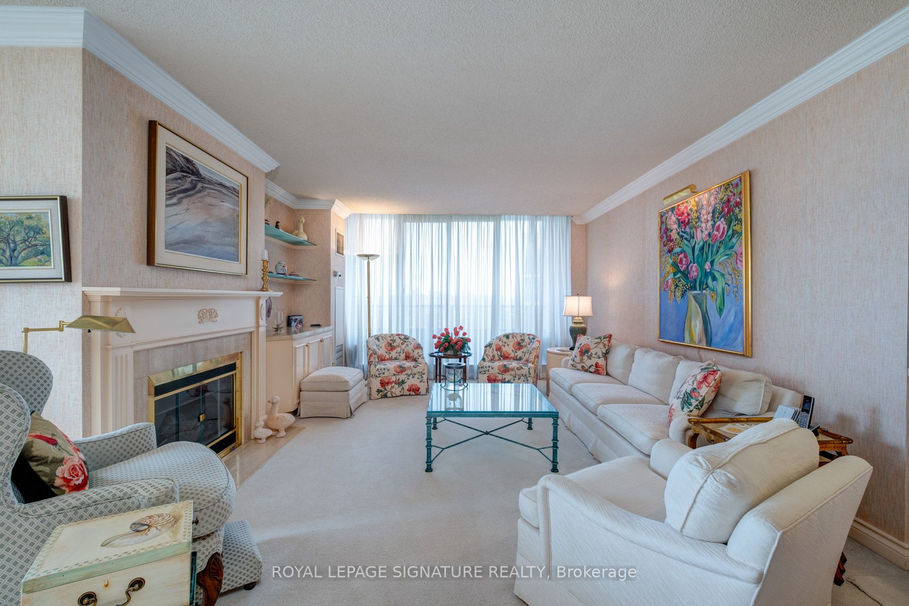 215 The Donway W, #607