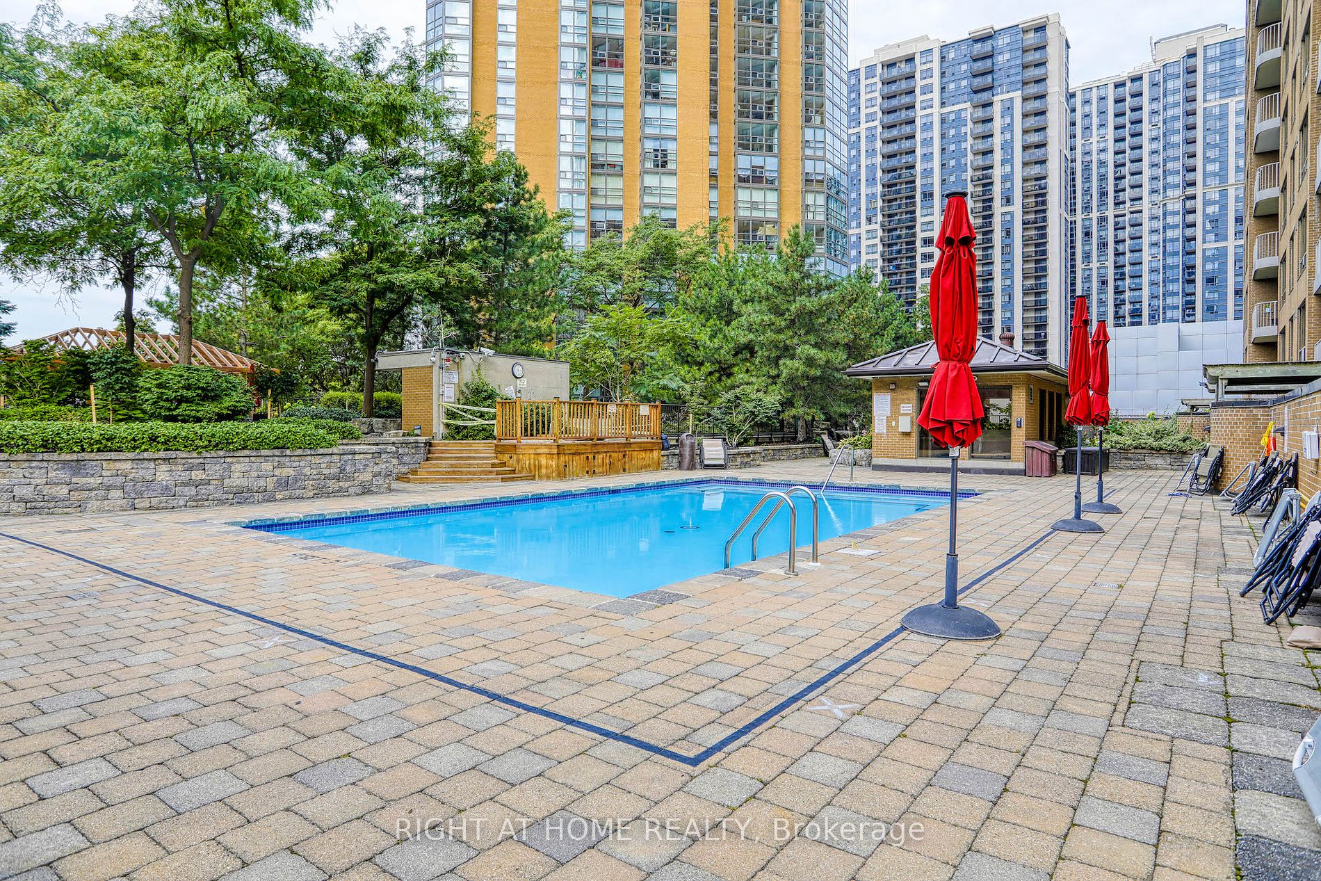 100 Upper Madison Ave, #304