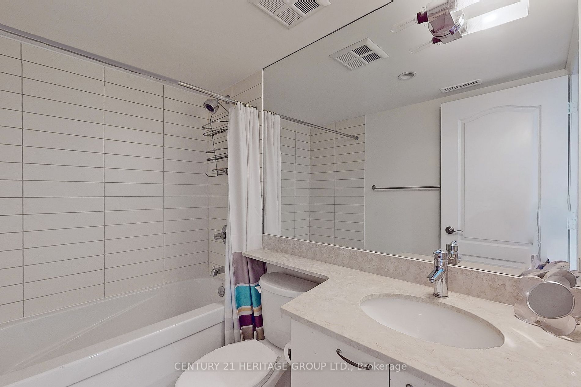 83 Pleasant Blvd, #10