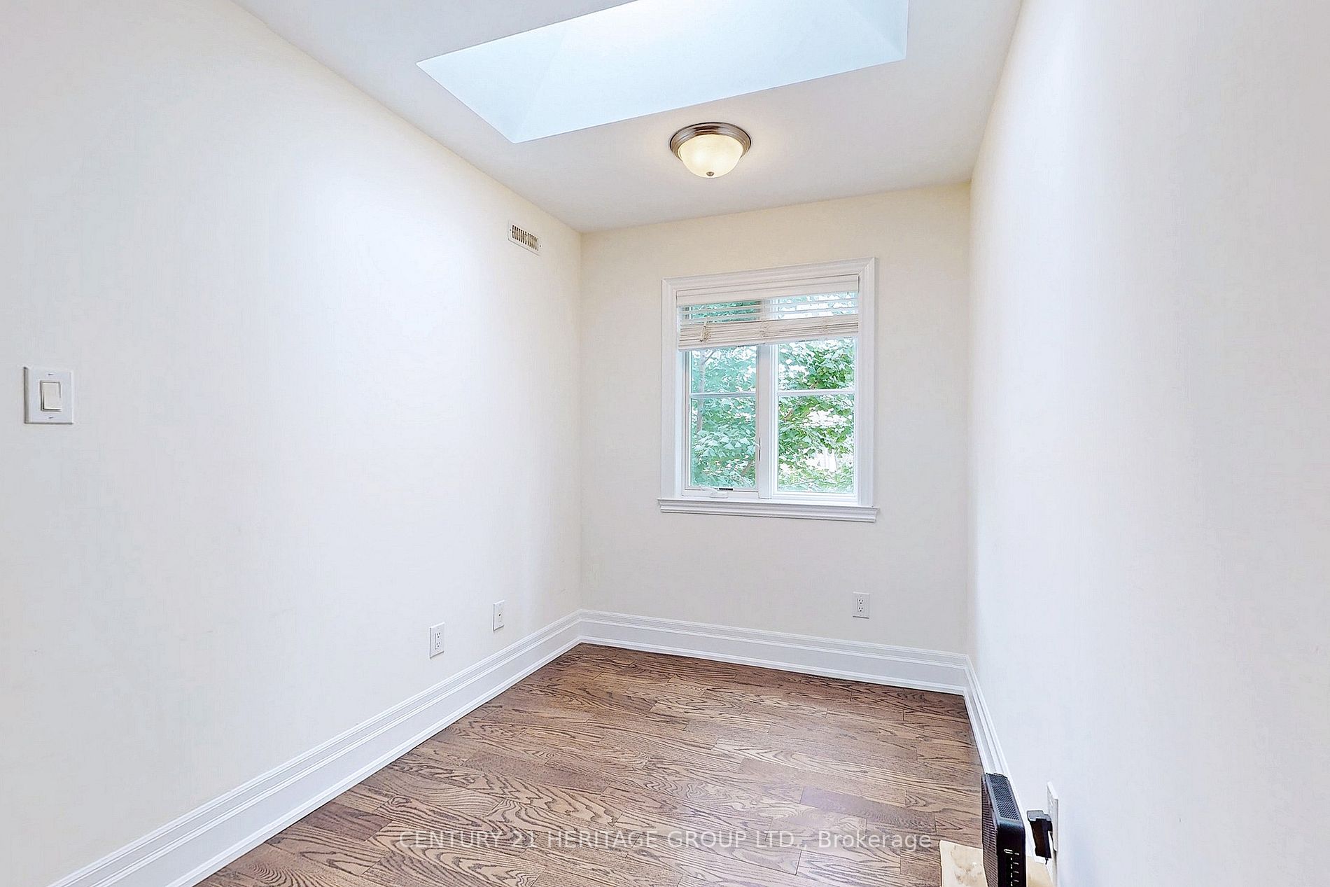 83 Pleasant Blvd, #10