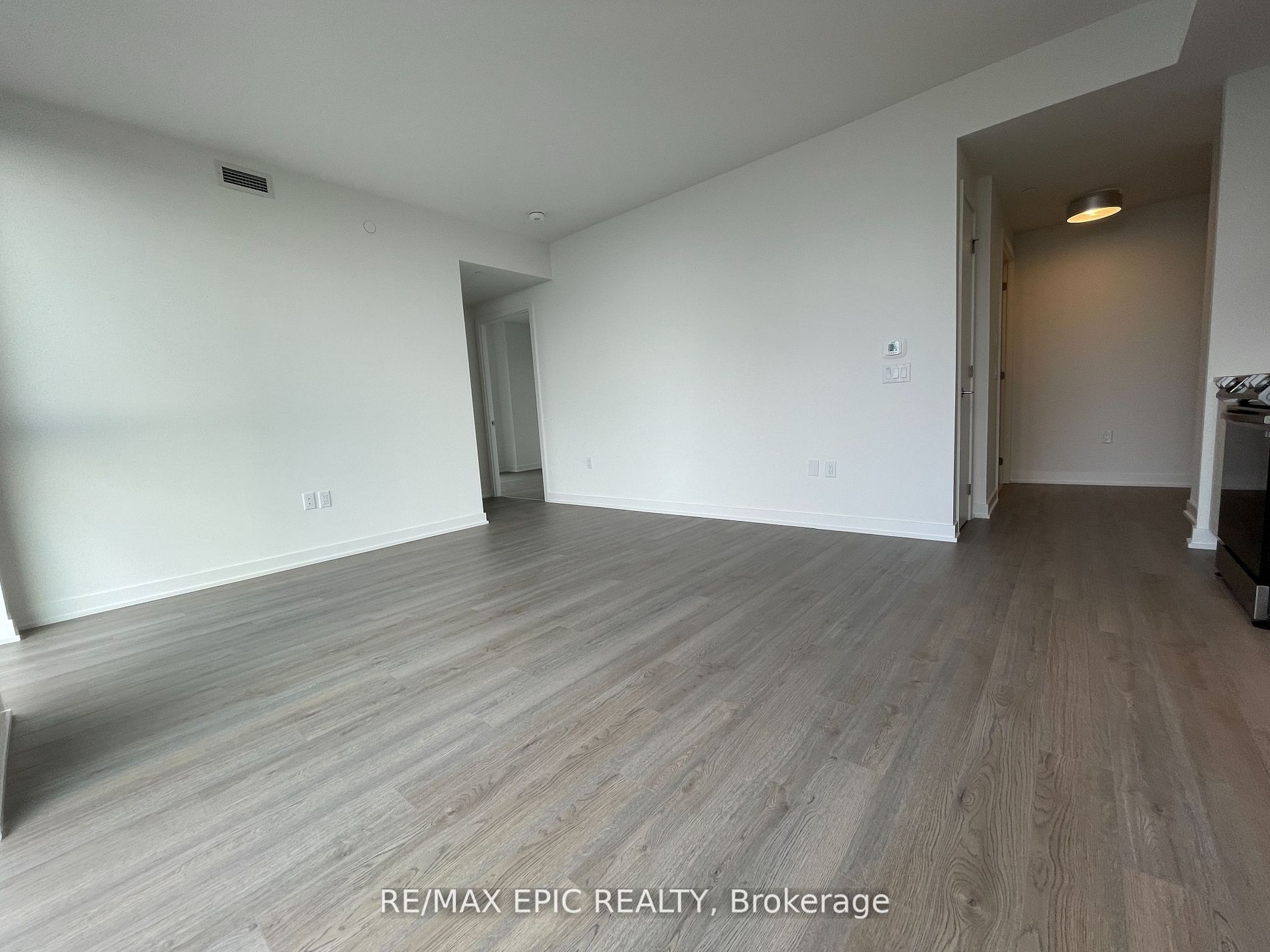 357 King Street W, #4003