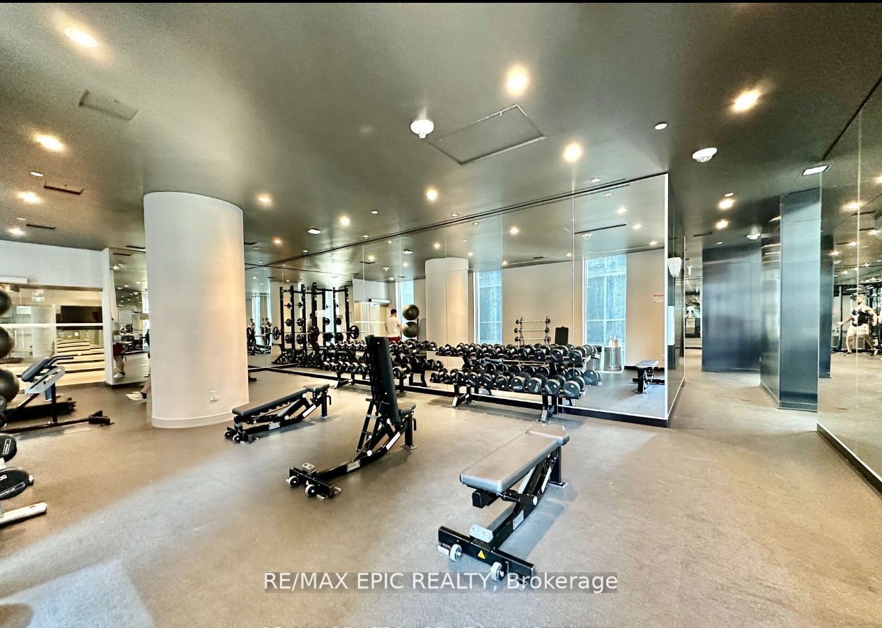 357 King Street W, #4003