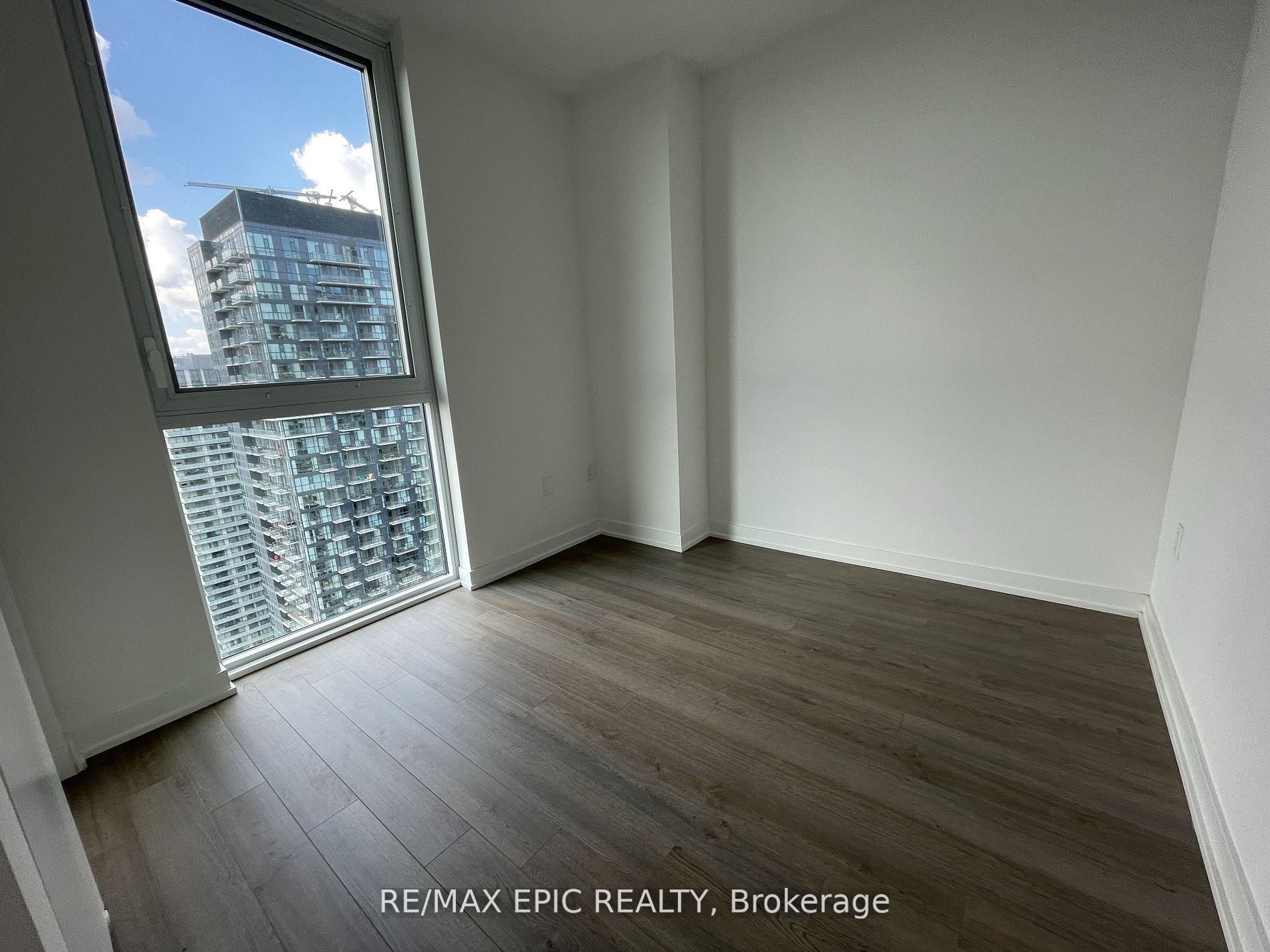 357 King Street W, #4003