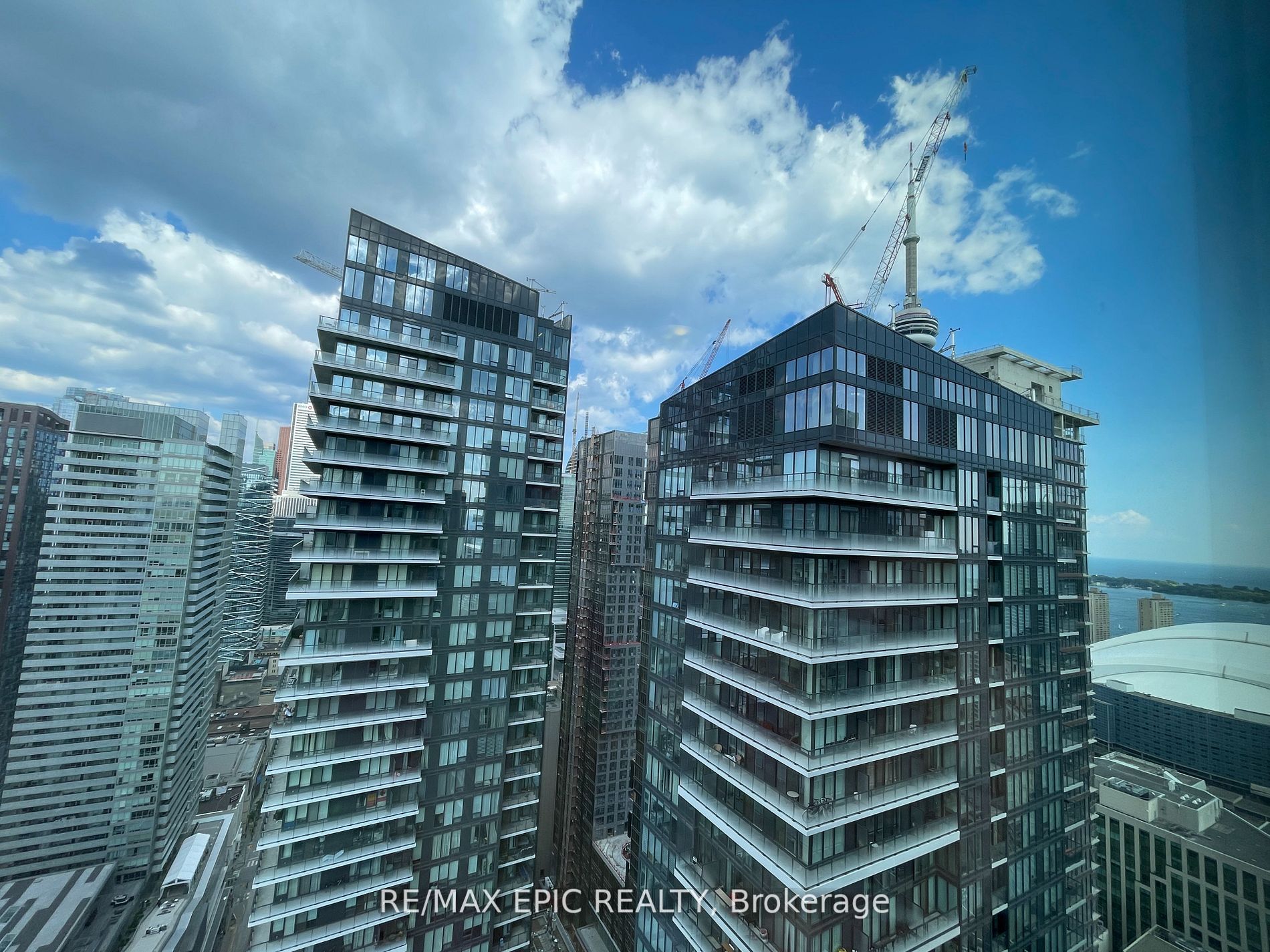 357 King Street W, #4003