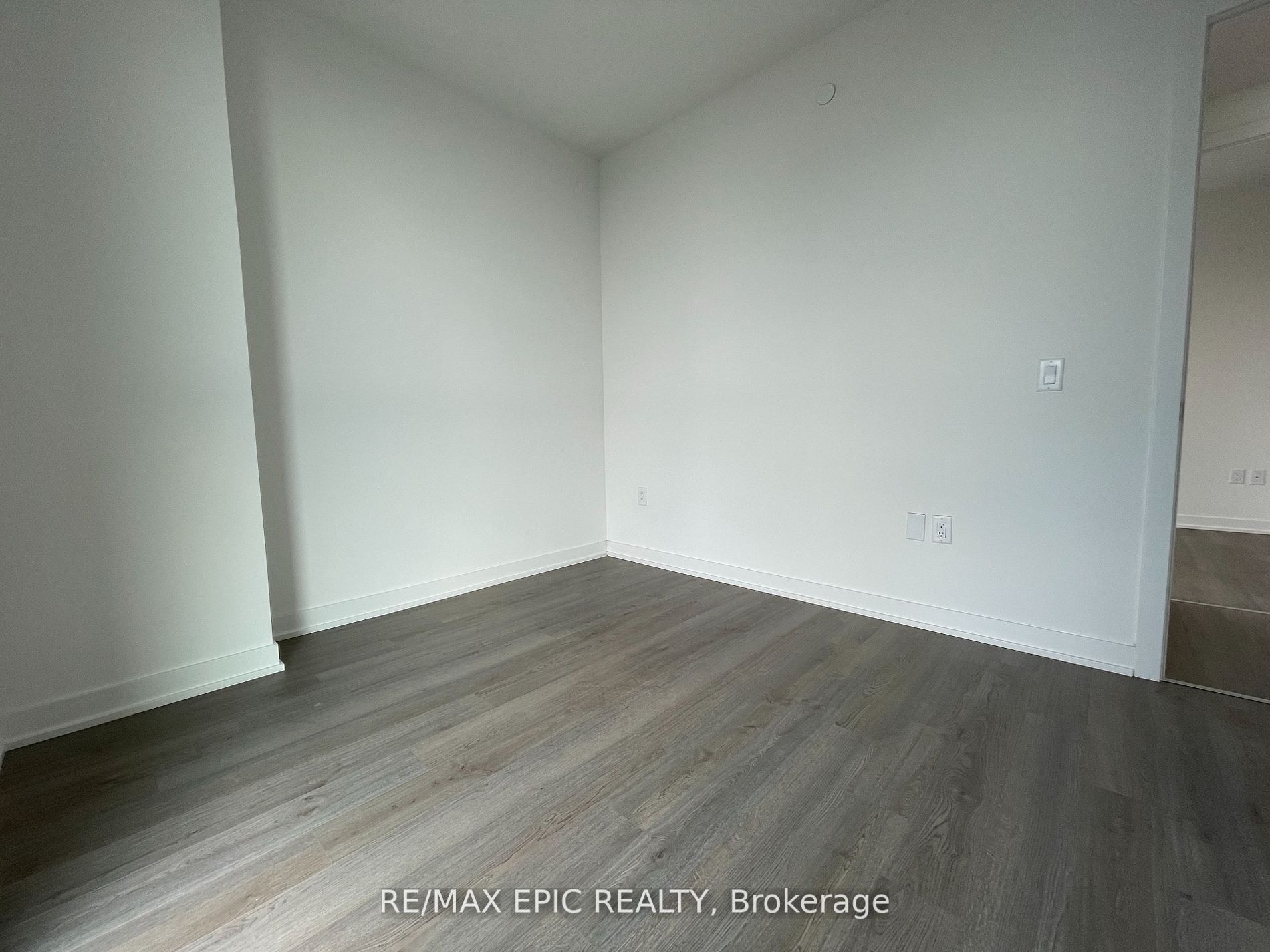 357 King Street W, #4003