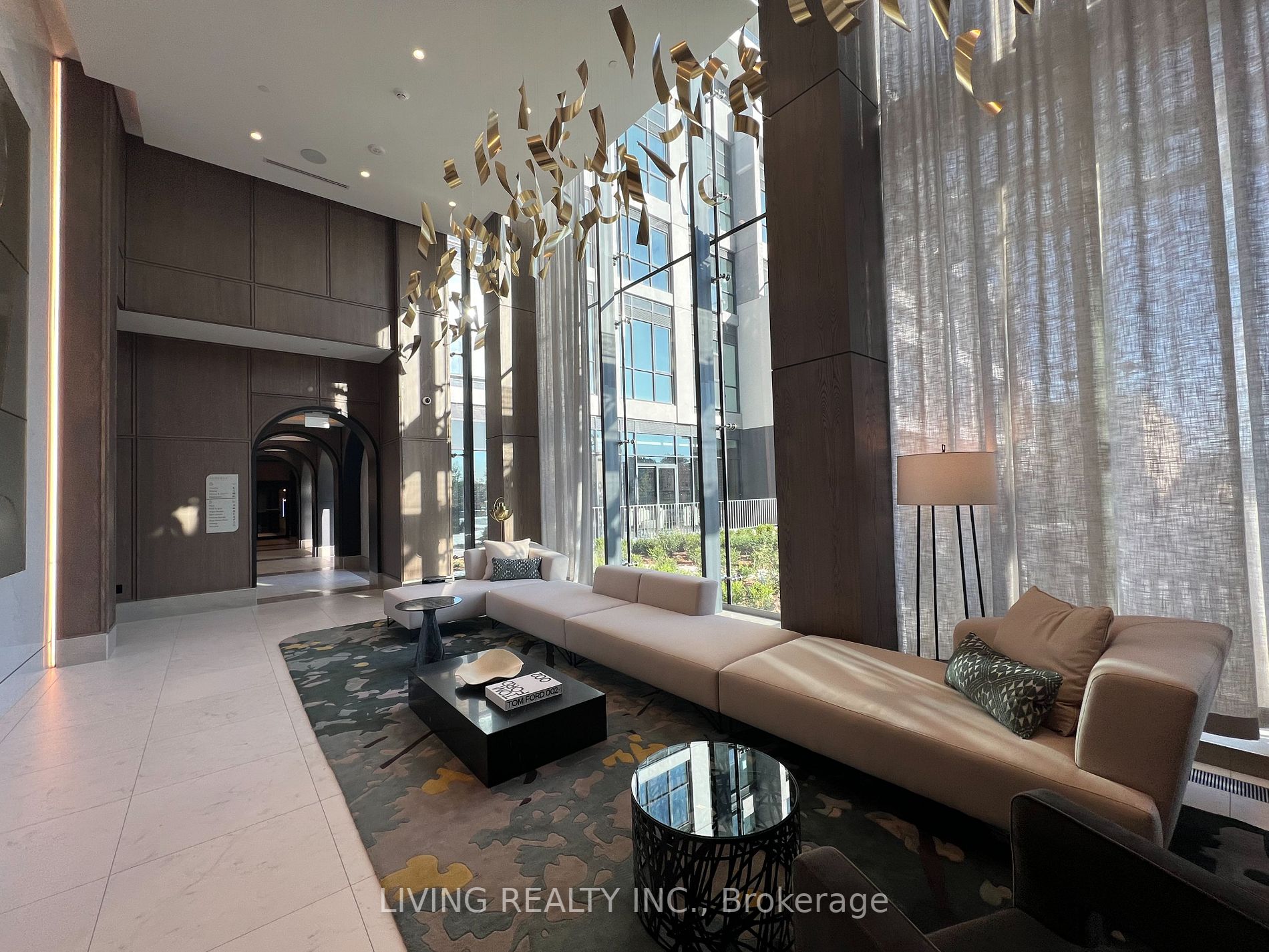 30 Inn On The Park Drive, #222