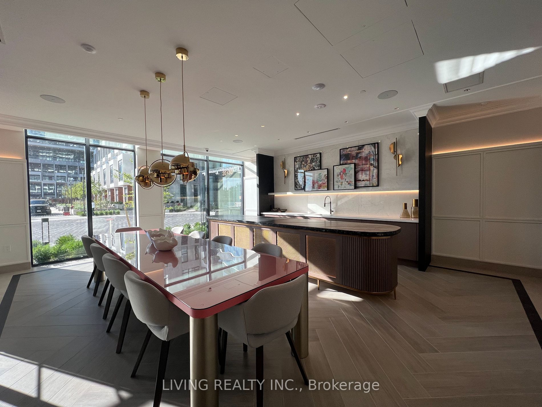 30 Inn On The Park Drive, #222