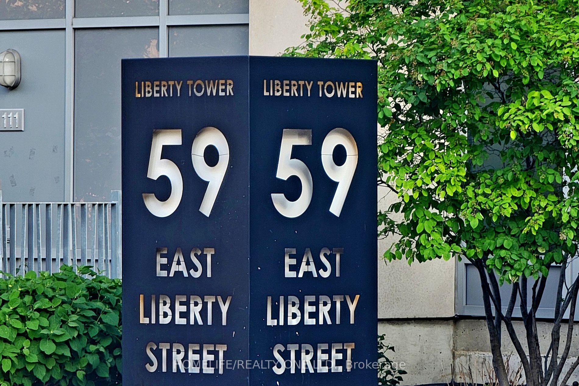59 East Liberty St, #1702