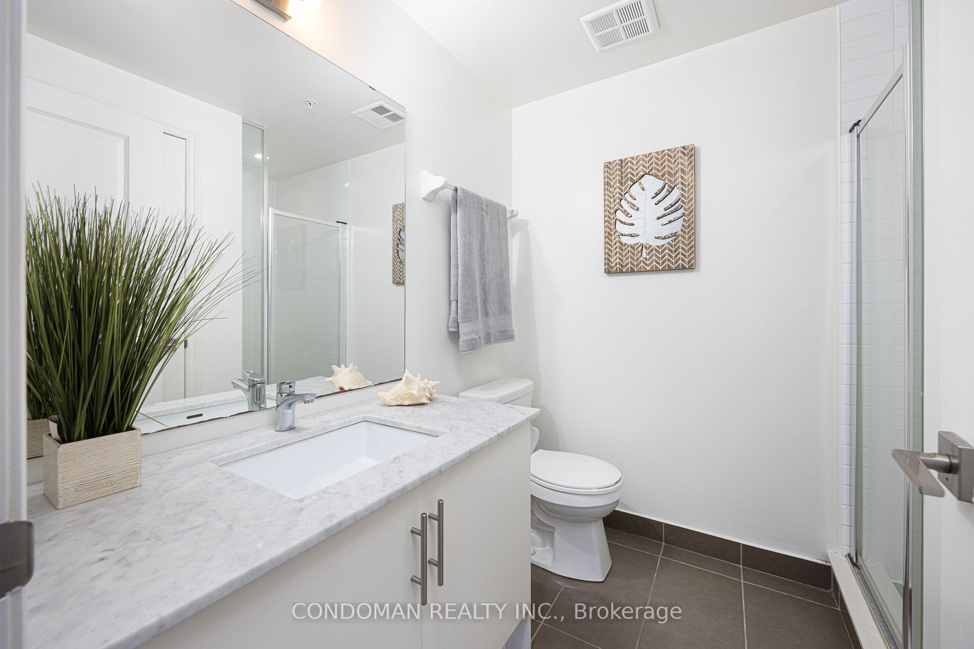 23 Glebe Road W, #515