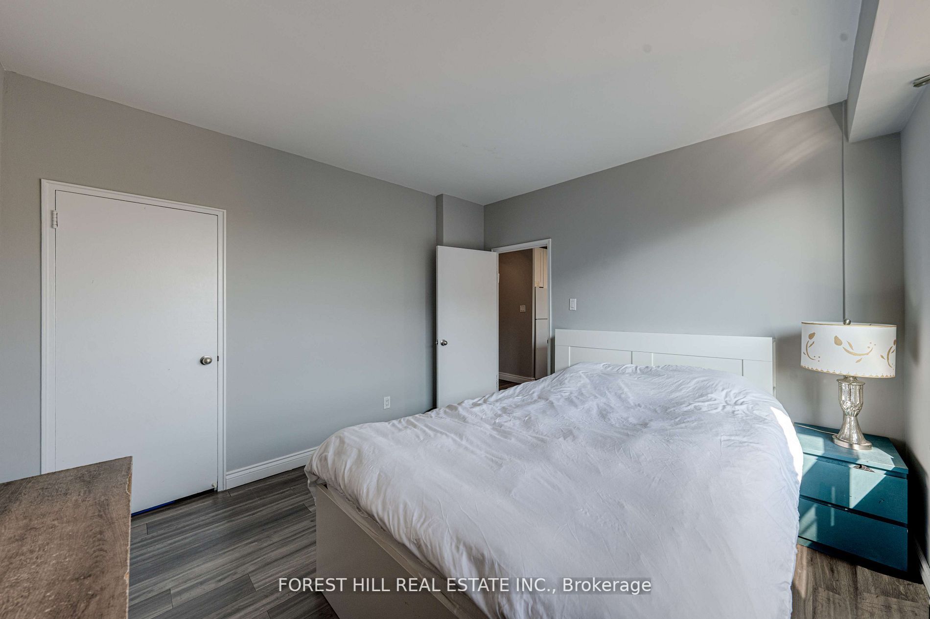 740 Eglinton Ave, #507