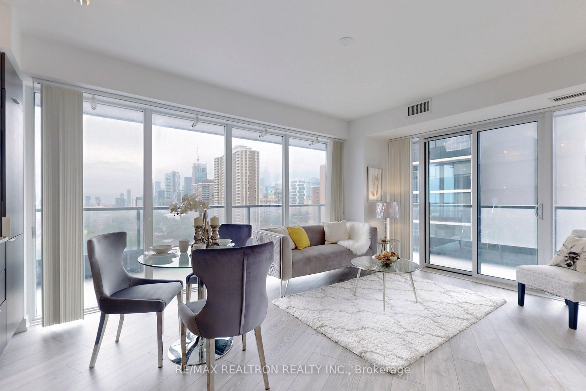 159 Wellesley St E, #908