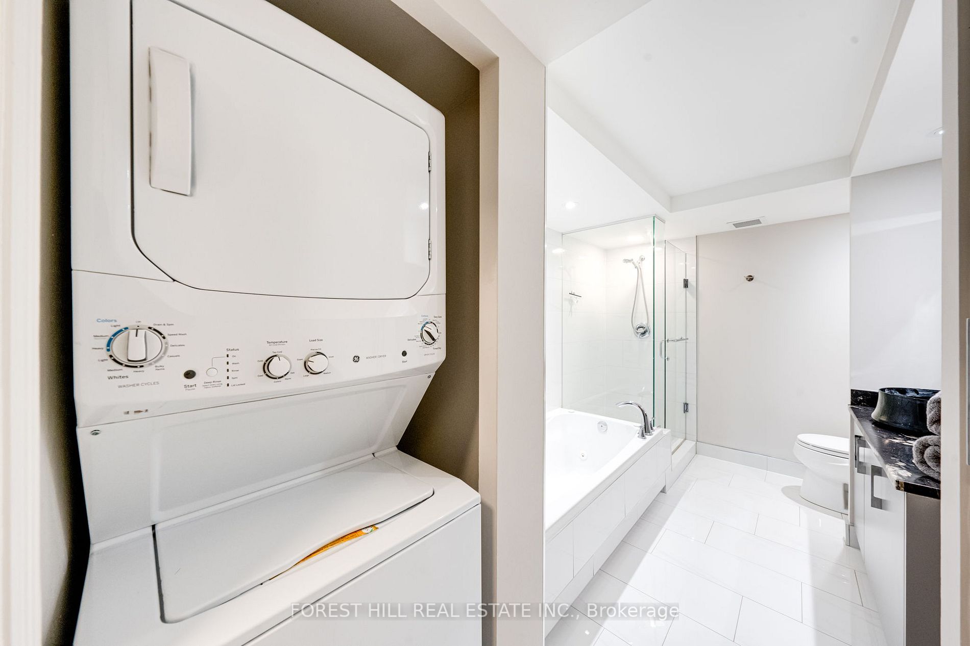 2727 Yonge Street, #416