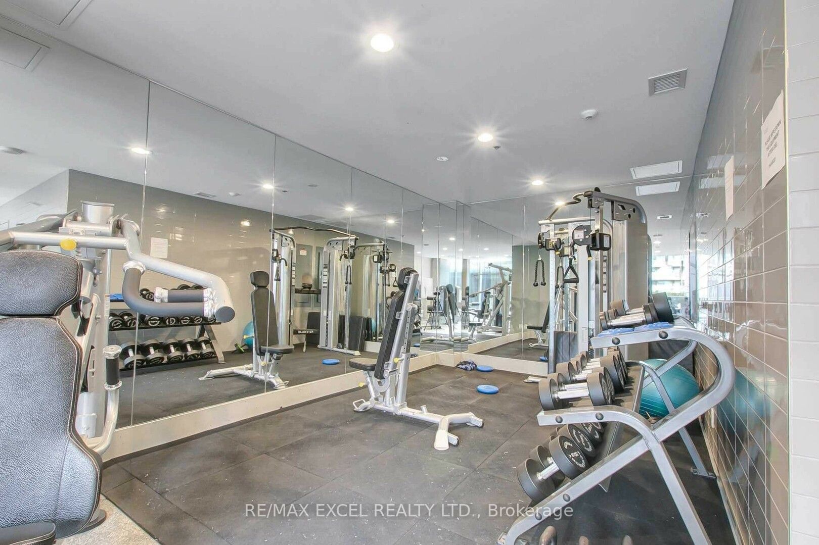455 Front St E, #S109