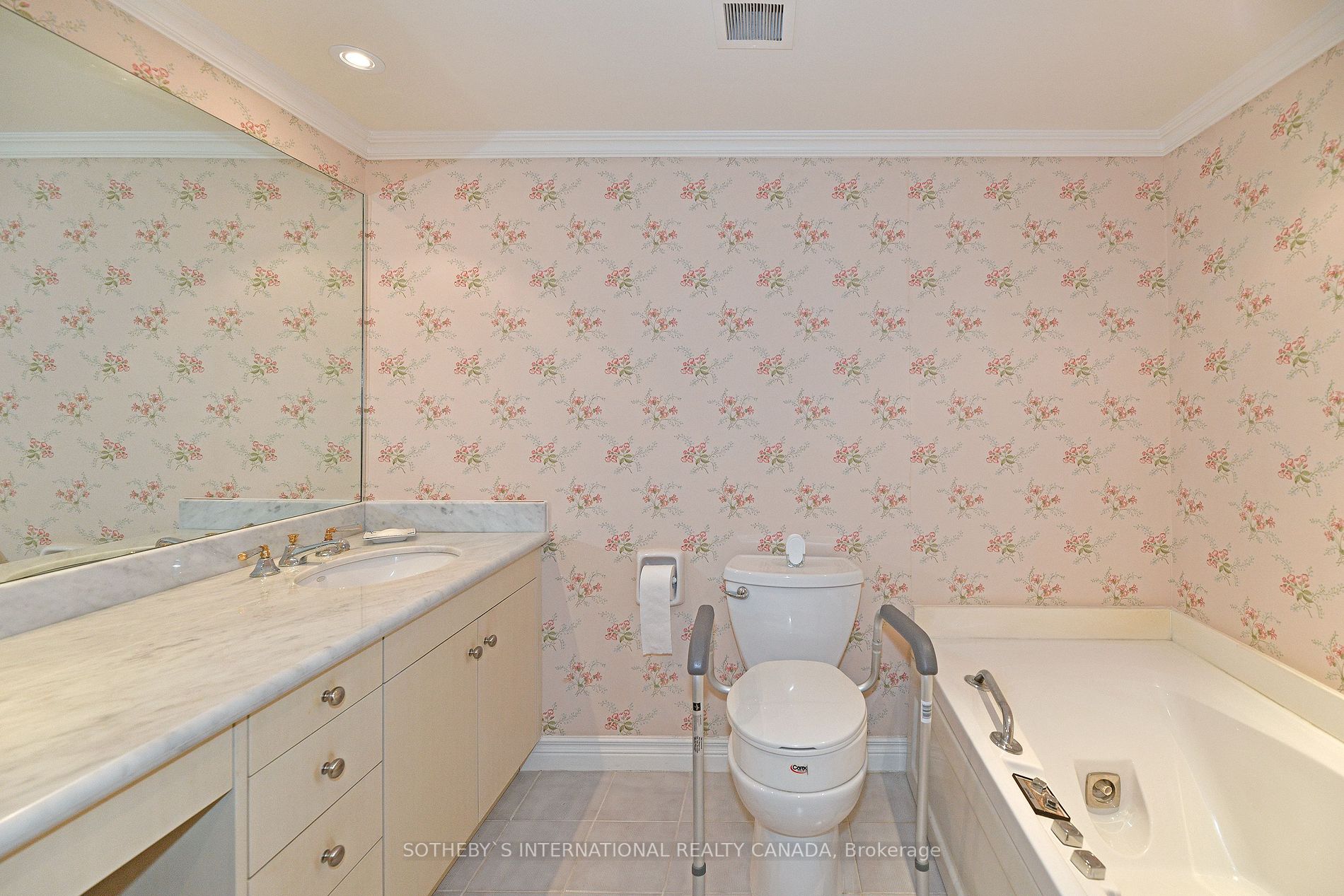 18 Lower Village Gate, #612