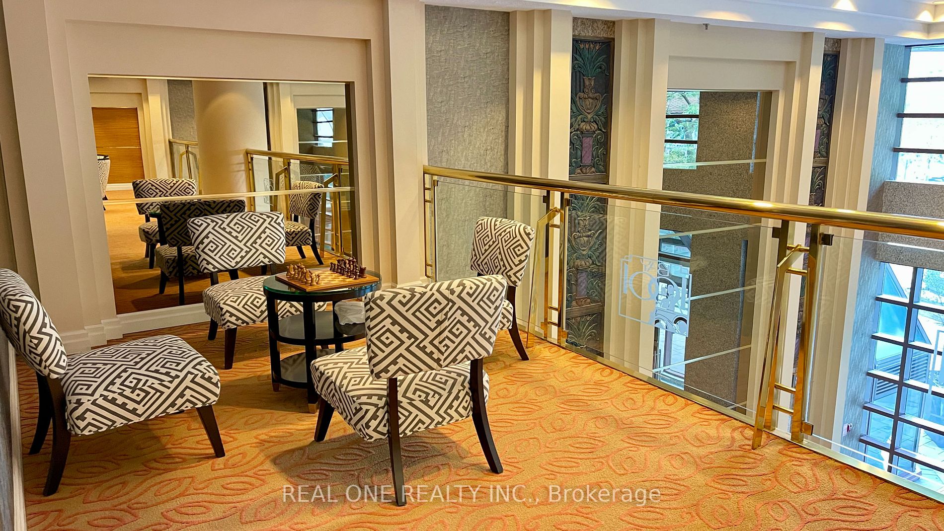 1001 Bay St, #2517