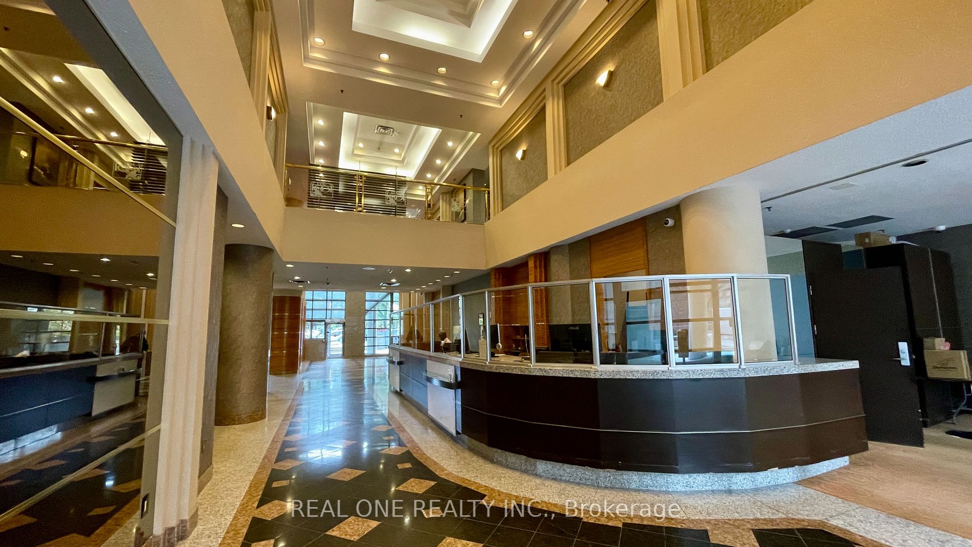 1001 Bay St, #2517