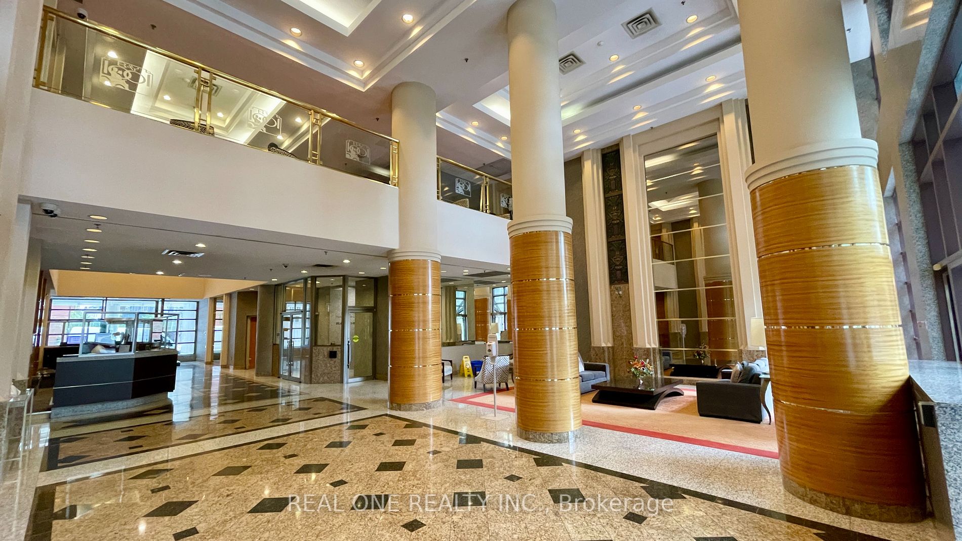 1001 Bay St, #2517
