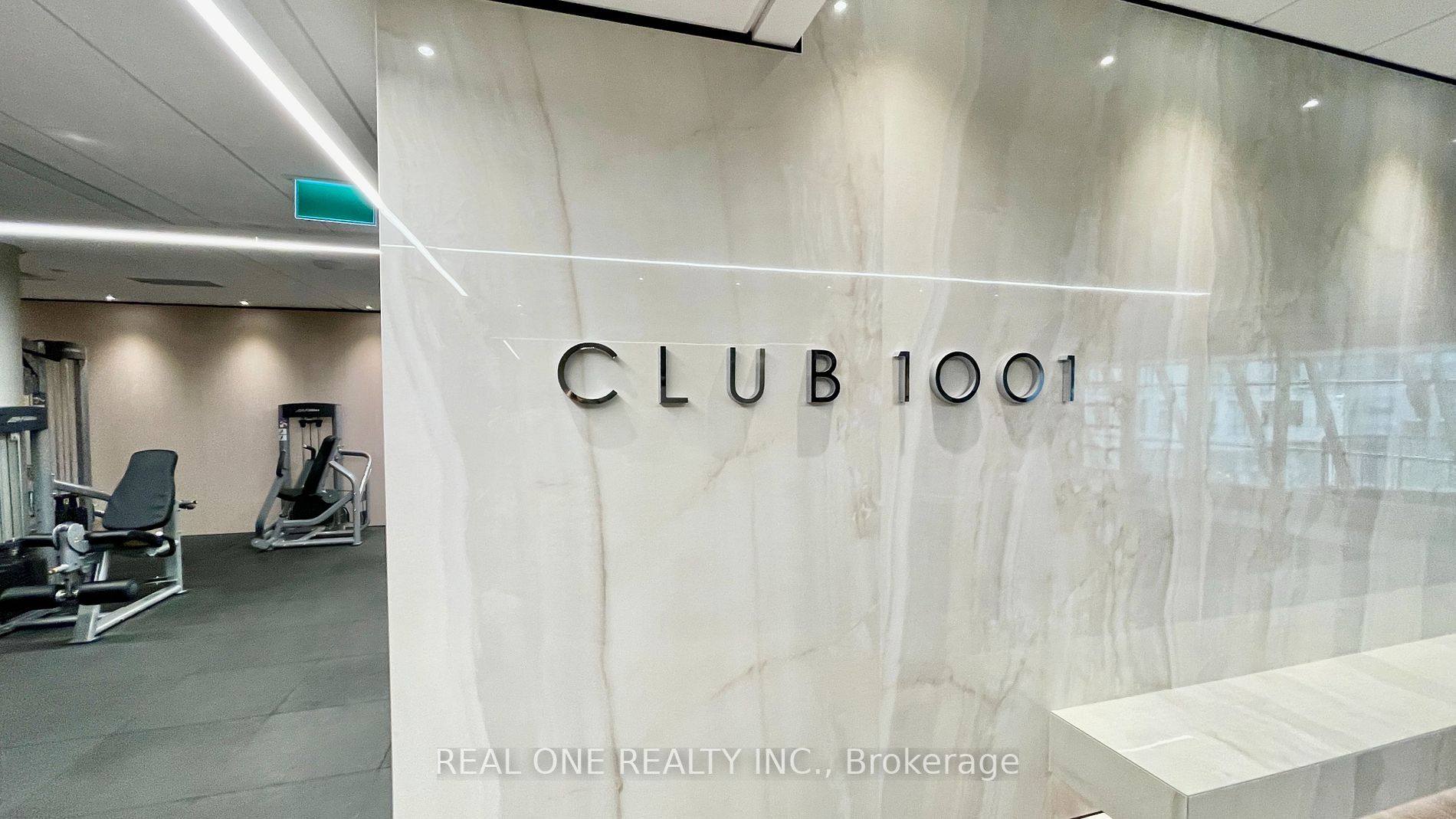 1001 Bay St, #2517